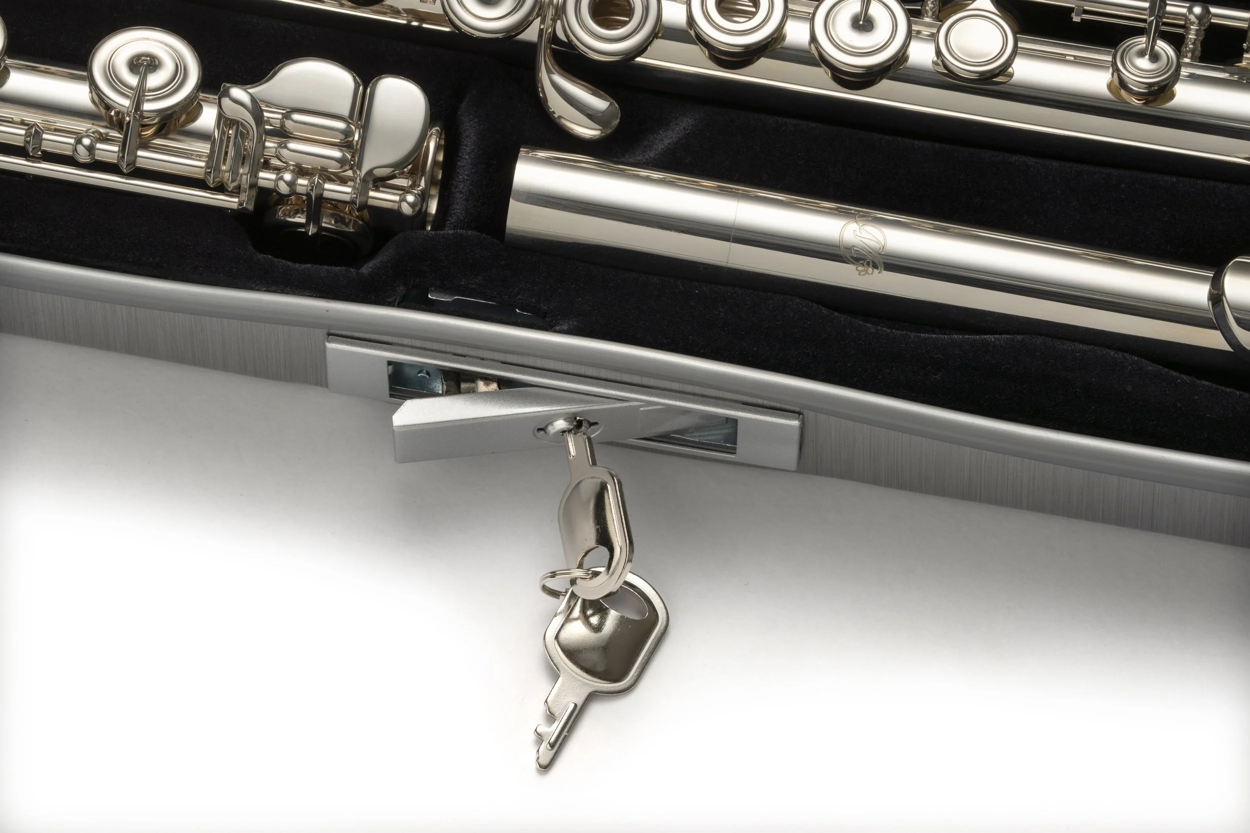 ET4009XLR_Red_keyed_lock.jpg