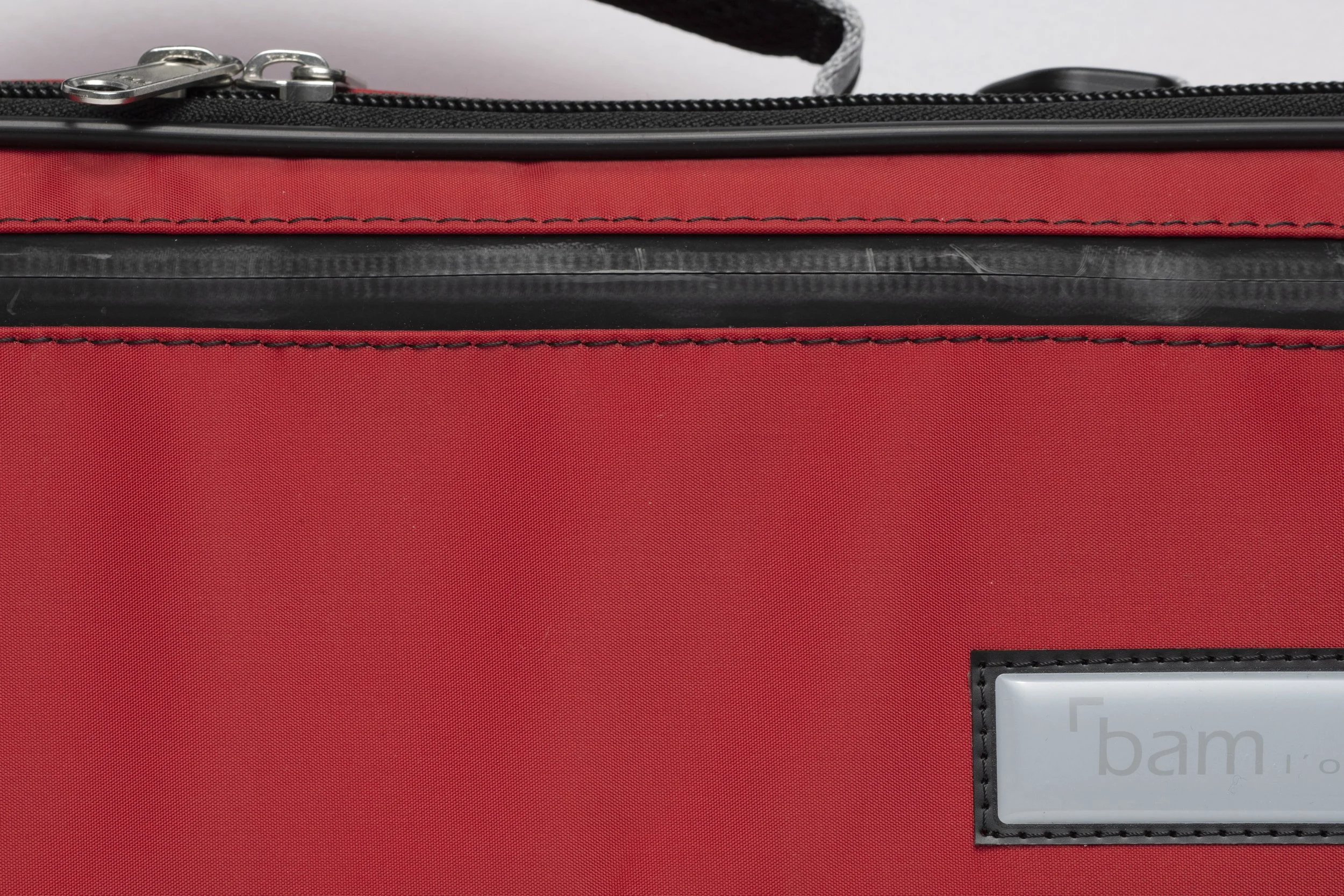 PERF4009XLSR_Cranberry_Red_material_close-up.jpg