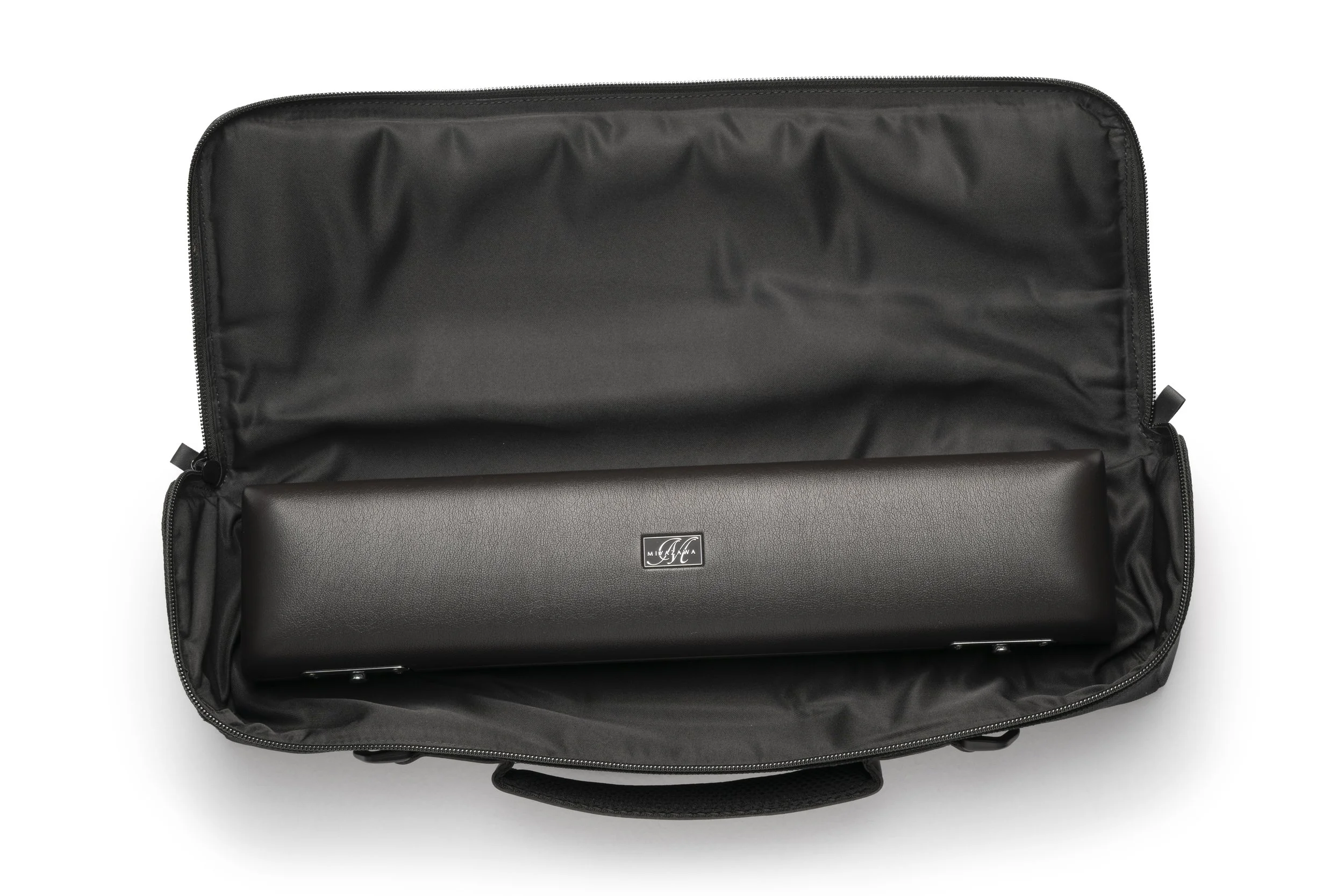Bamtech-4009XLN_Flute_open_with_Miyazawa_case_c-foot.jpg