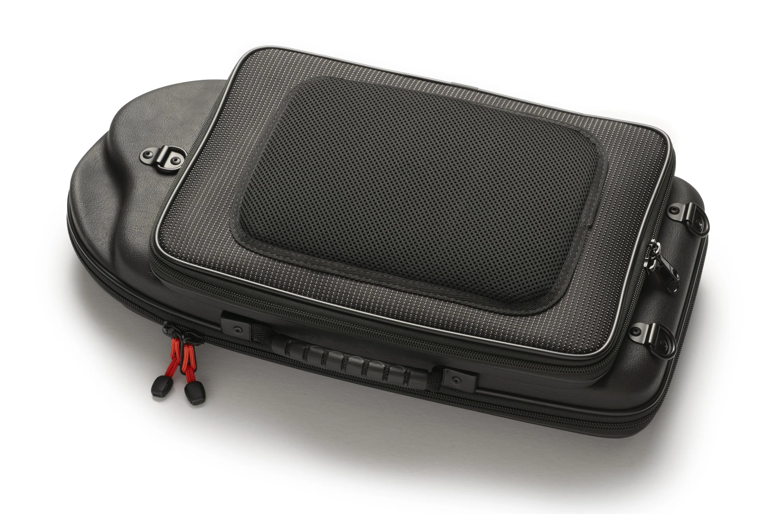 Softpack_4010S_back_closed.jpg