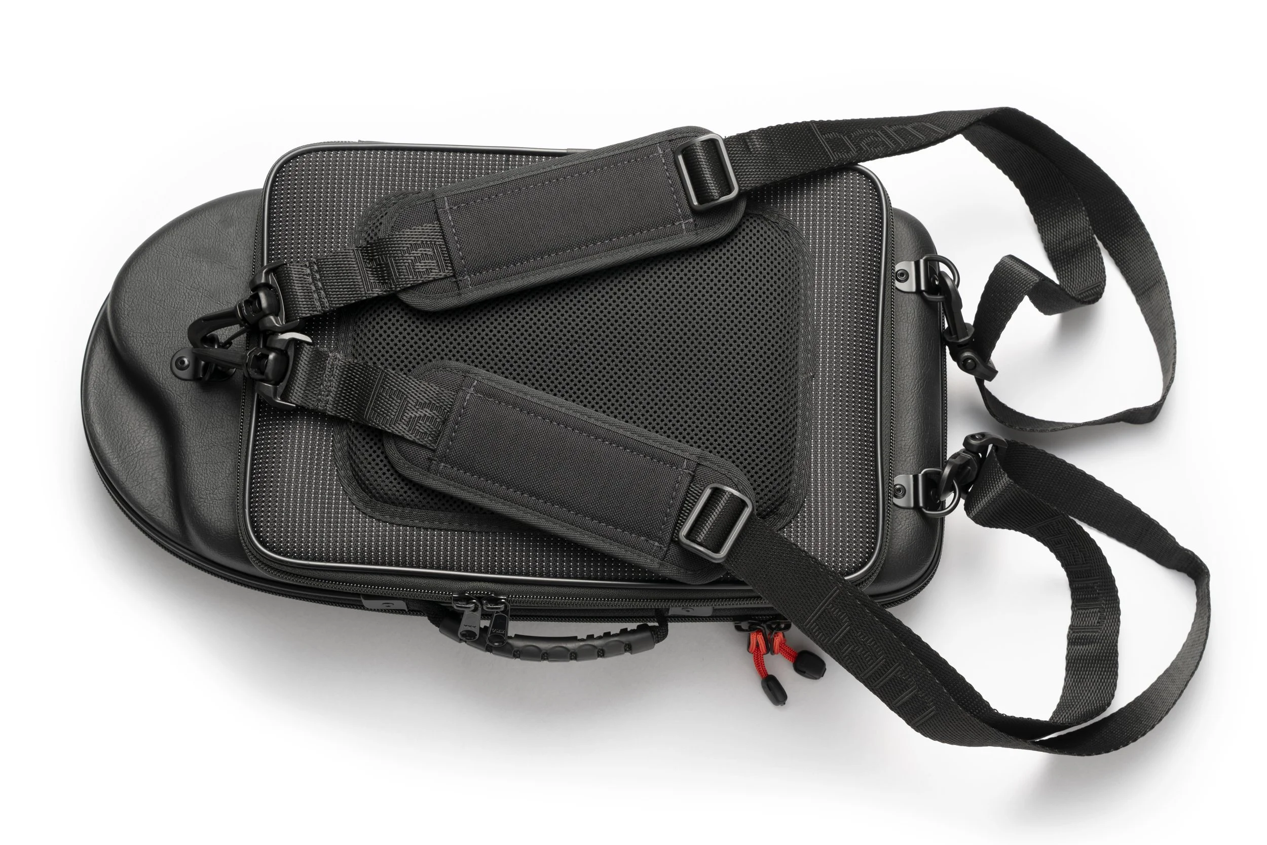 Softpack_4010SB_back_closed_with_backpack_system.jpg