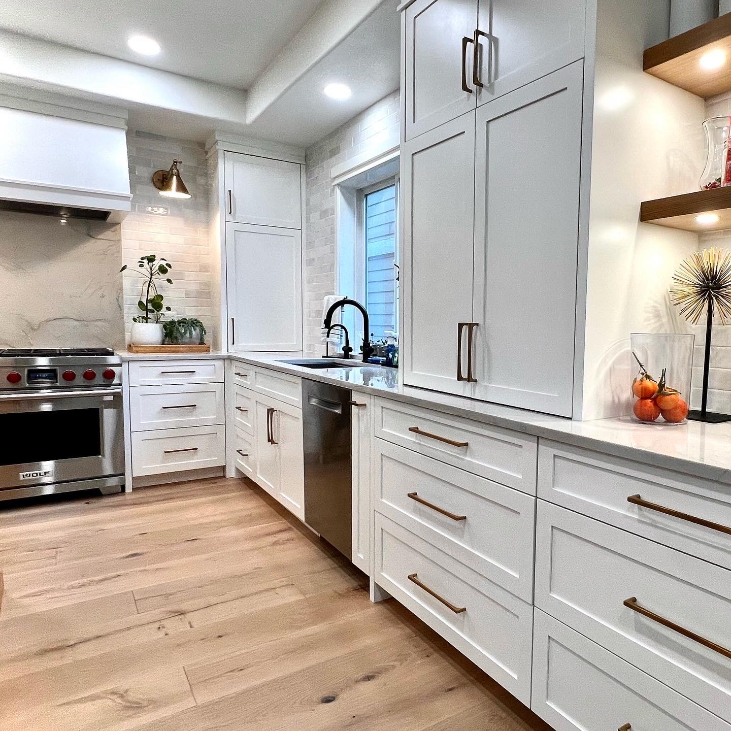 Issaquah kitchen remodel with stunning high-end finishes and appliances.