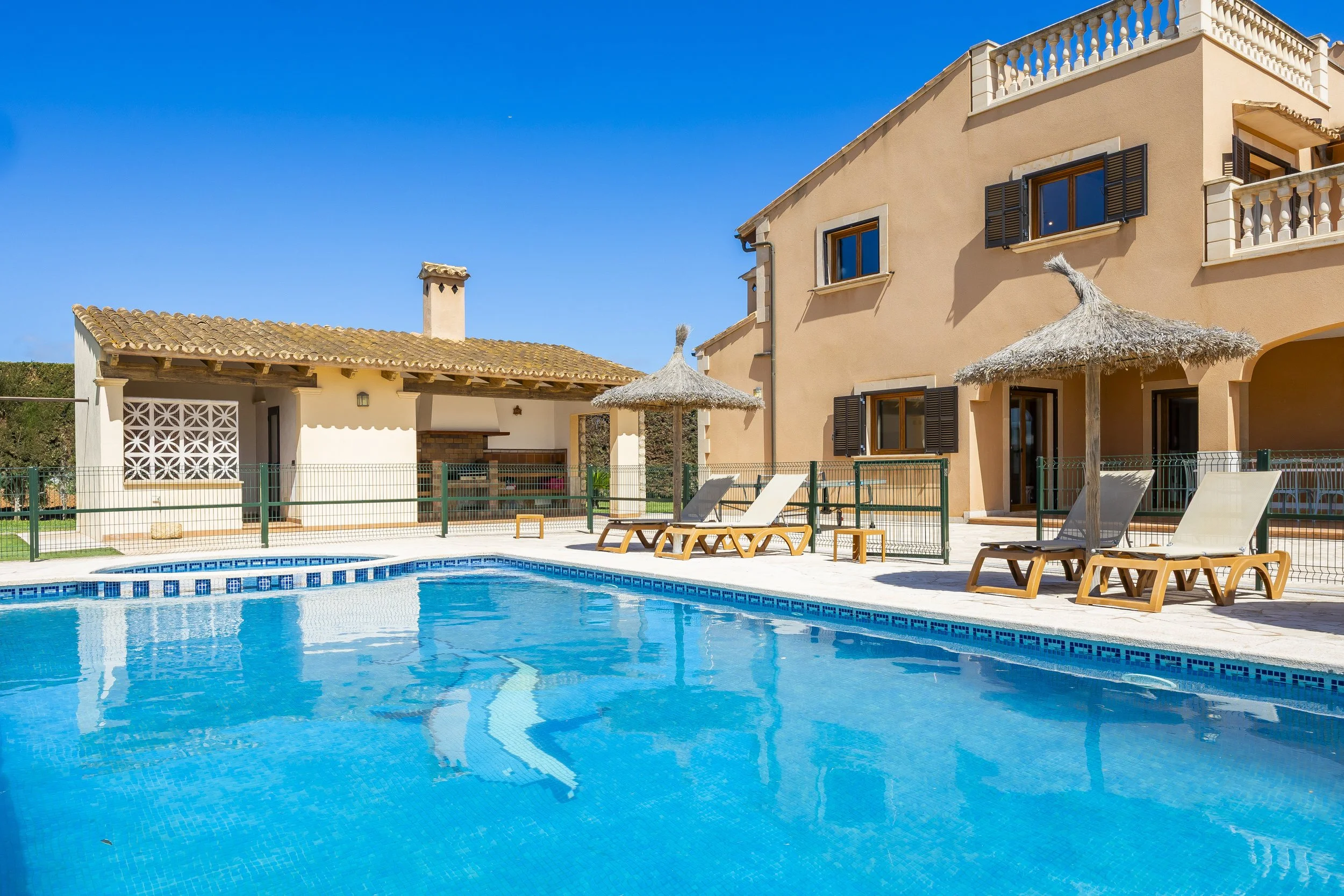 Rural house near Ses Salines Mallorca with swimming pool, garden and natural surroundings real estate photography