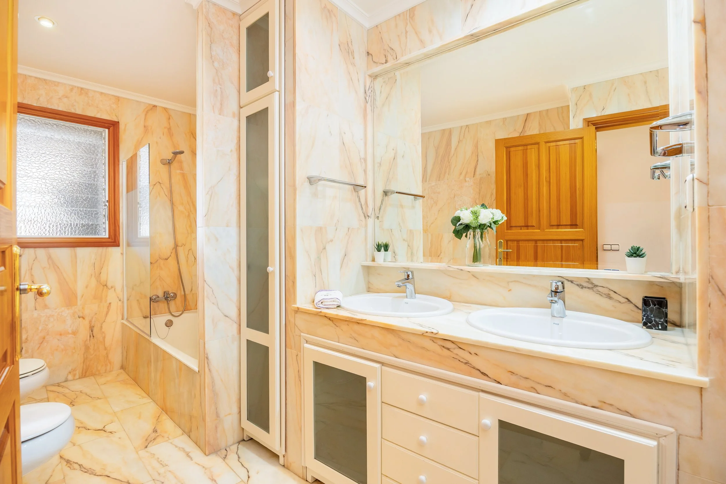 Coastal interior at Sol d’Es Trenc Mallorca with natural light and Mediterranean style real estate photography
