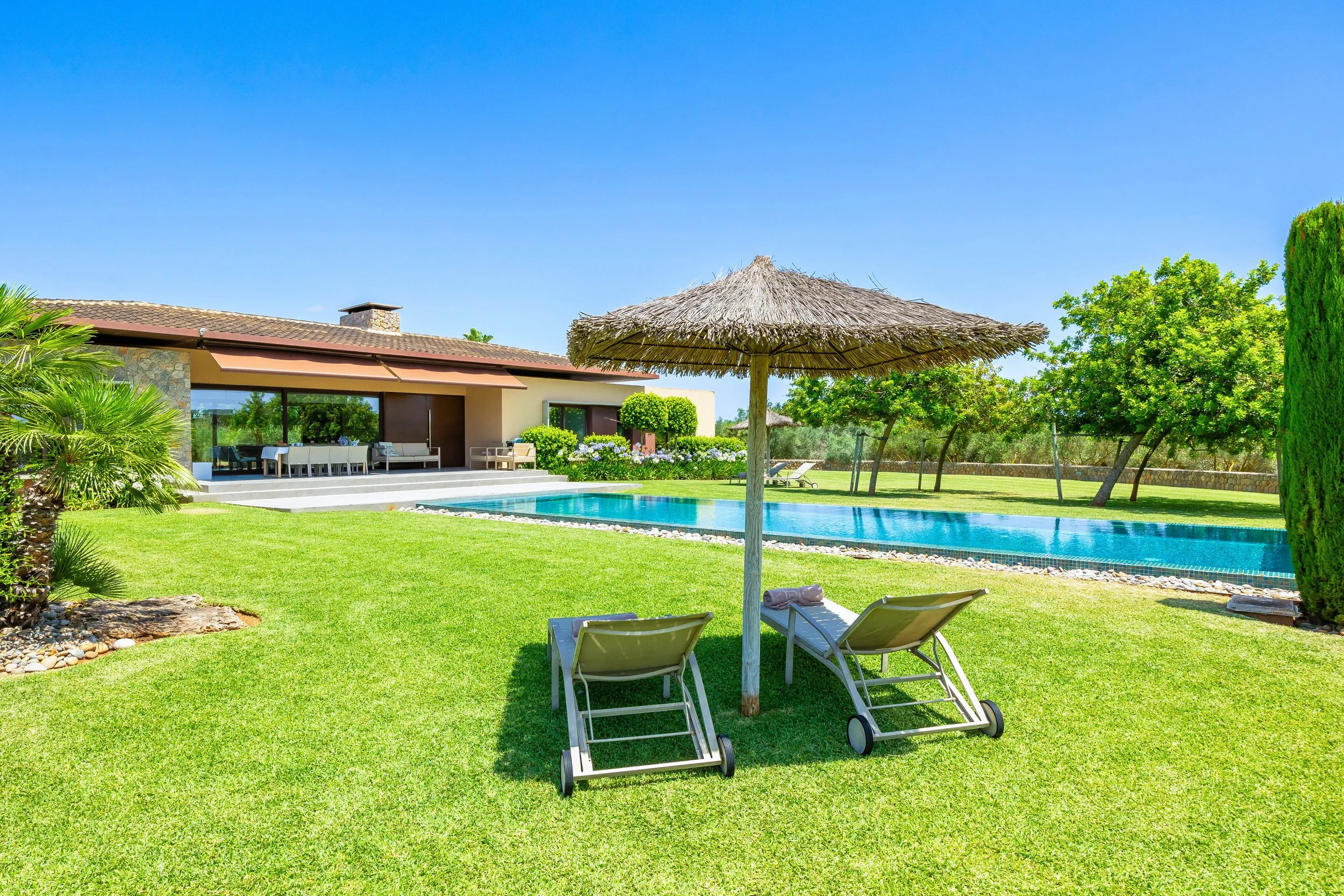 S’Hort de Can Rius Mallorca luxury countryside estate with pool and natural surroundings real estate photography