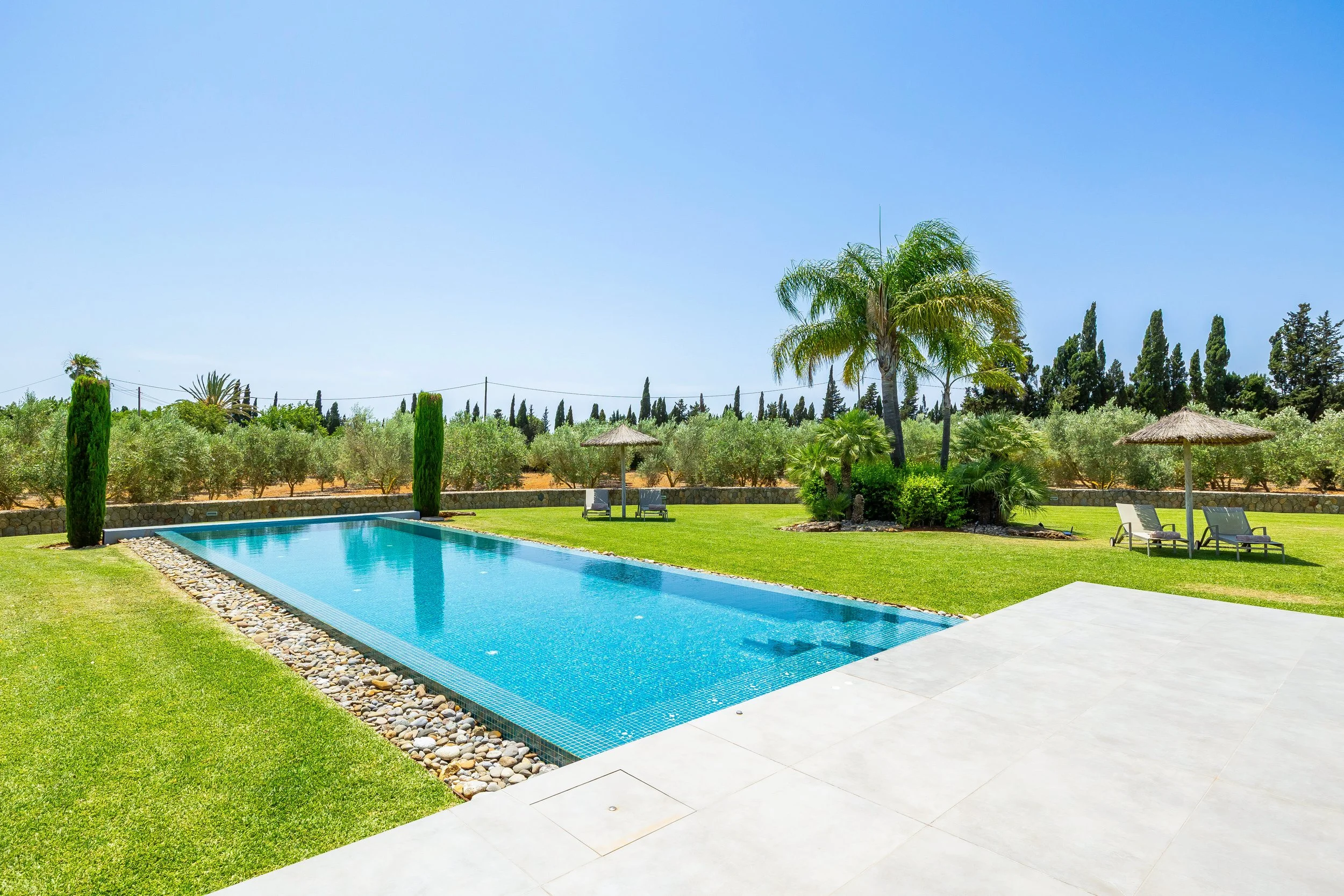 S’Hort de Can Rius Mallorca luxury countryside estate with pool and natural surroundings real estate photography