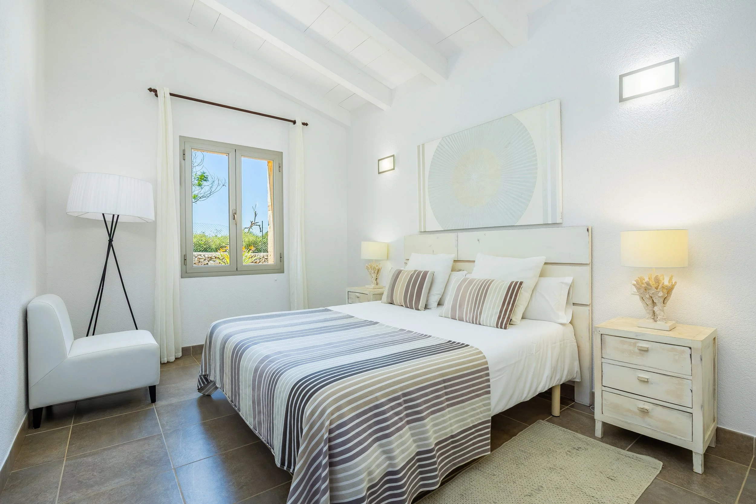 Sa Finca Mallorca family finca interior with spacious rooms and natural light real estate photography
