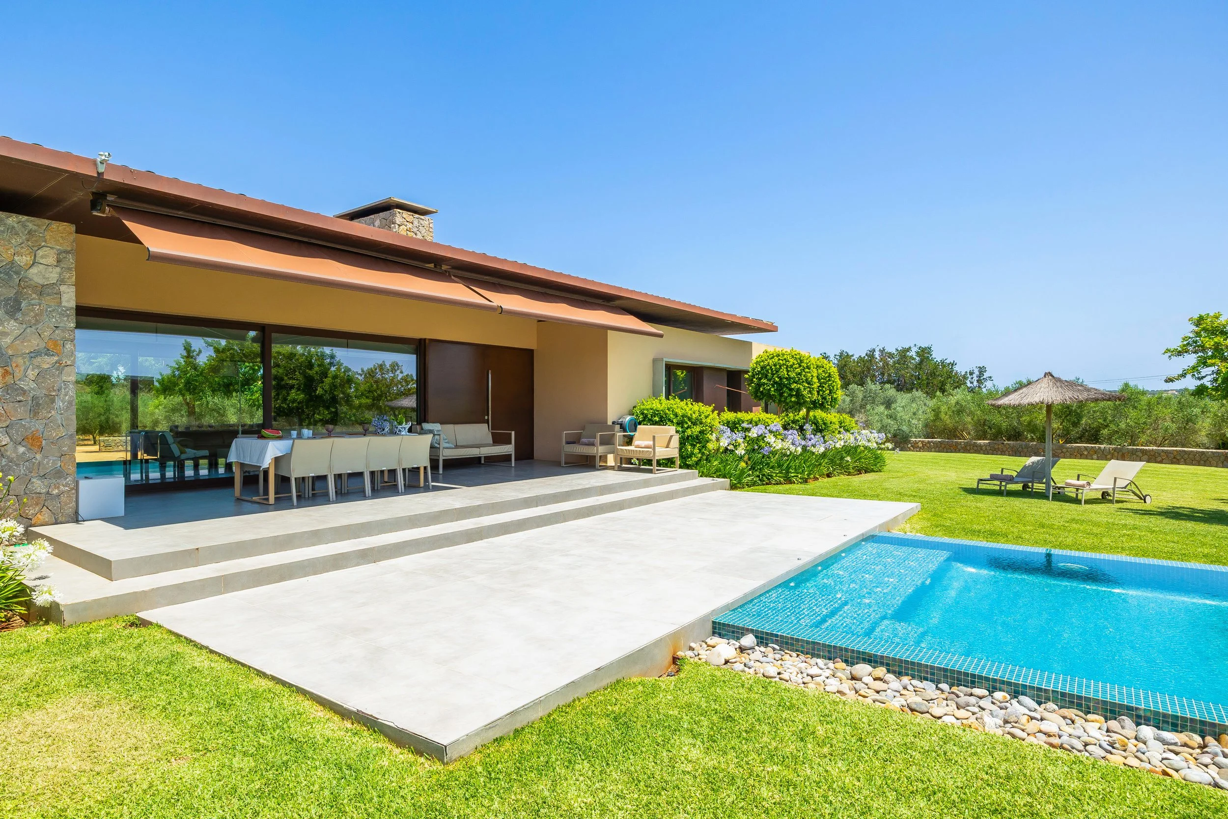 S’Hort de Can Rius Mallorca luxury countryside estate with pool and natural surroundings real estate photography