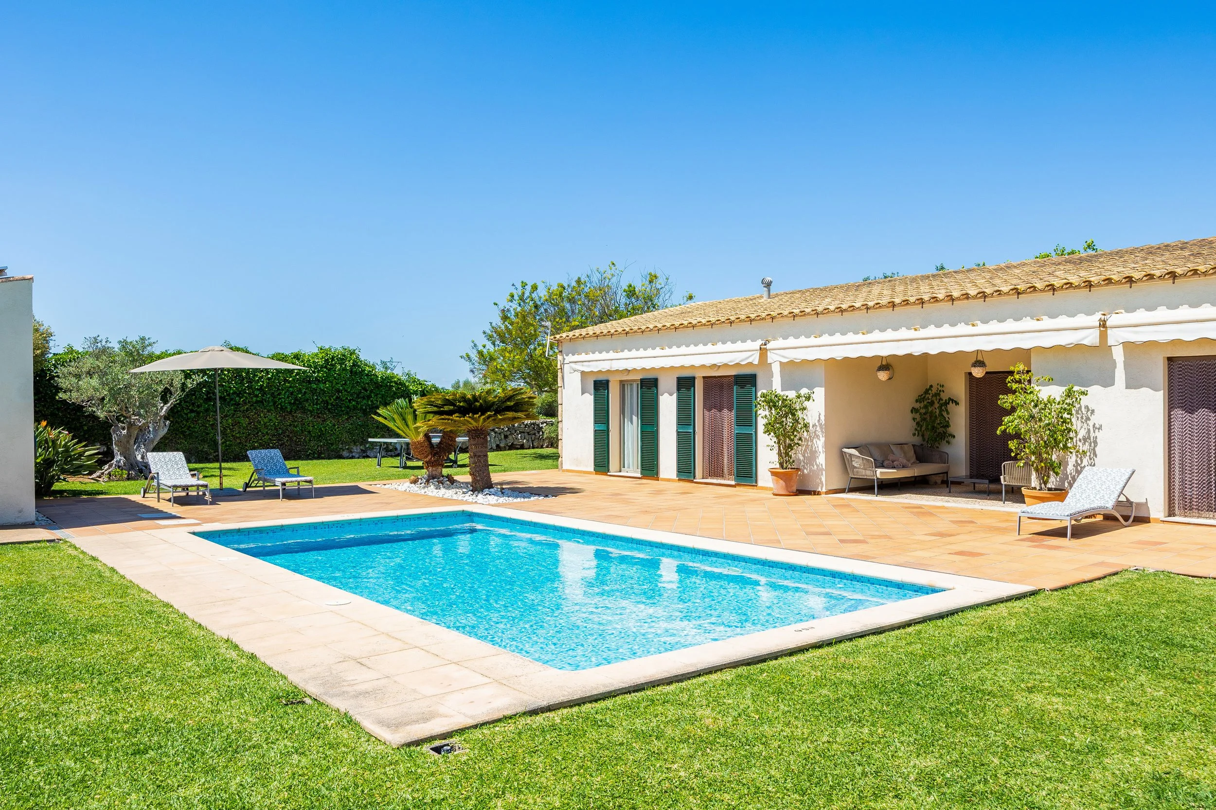 Sa Finca Mallorca finca with swimming pool, large garden and children’s play area real estate photography