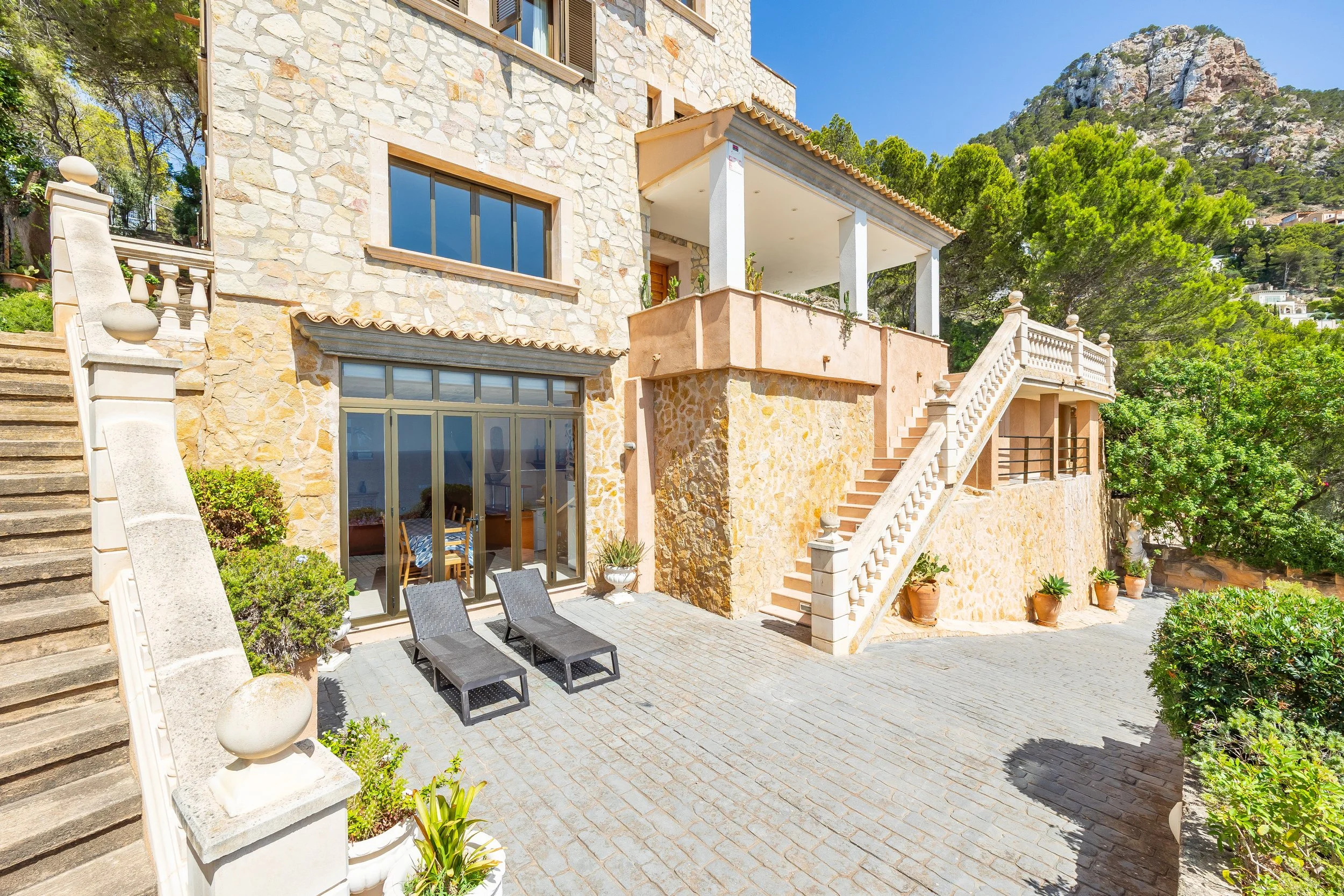 Luxury villa in Cala Llamp Mallorca with swimming pool and panoramic sea views real estate photography
