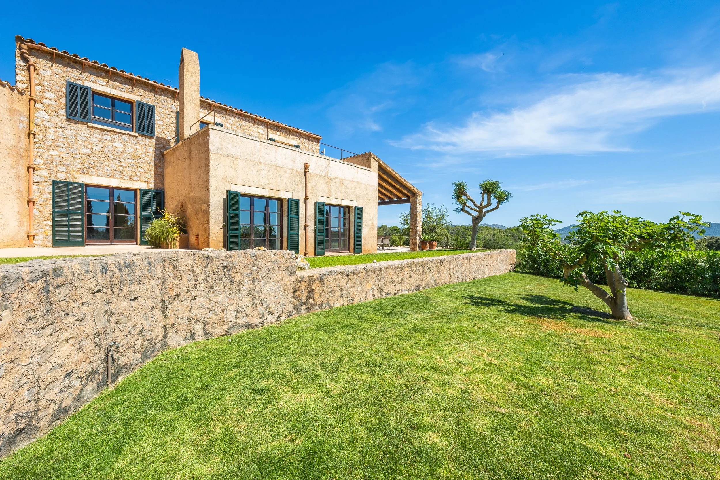 Finca Esteva Mallorca traditional finca with swimming pool near Sant Llorenç countryside real estate photography