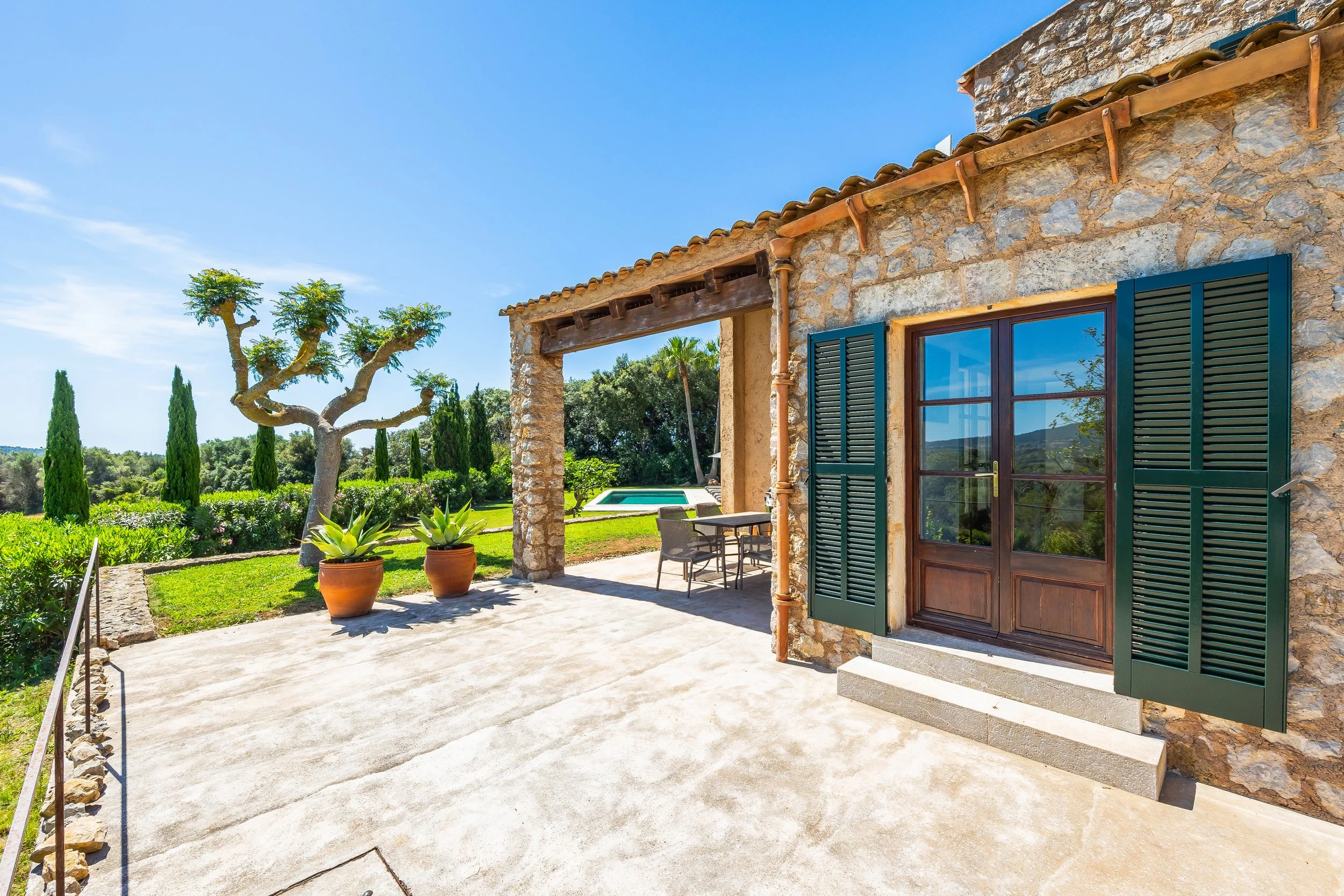 Finca Esteva Mallorca traditional finca with swimming pool near Sant Llorenç countryside real estate photography