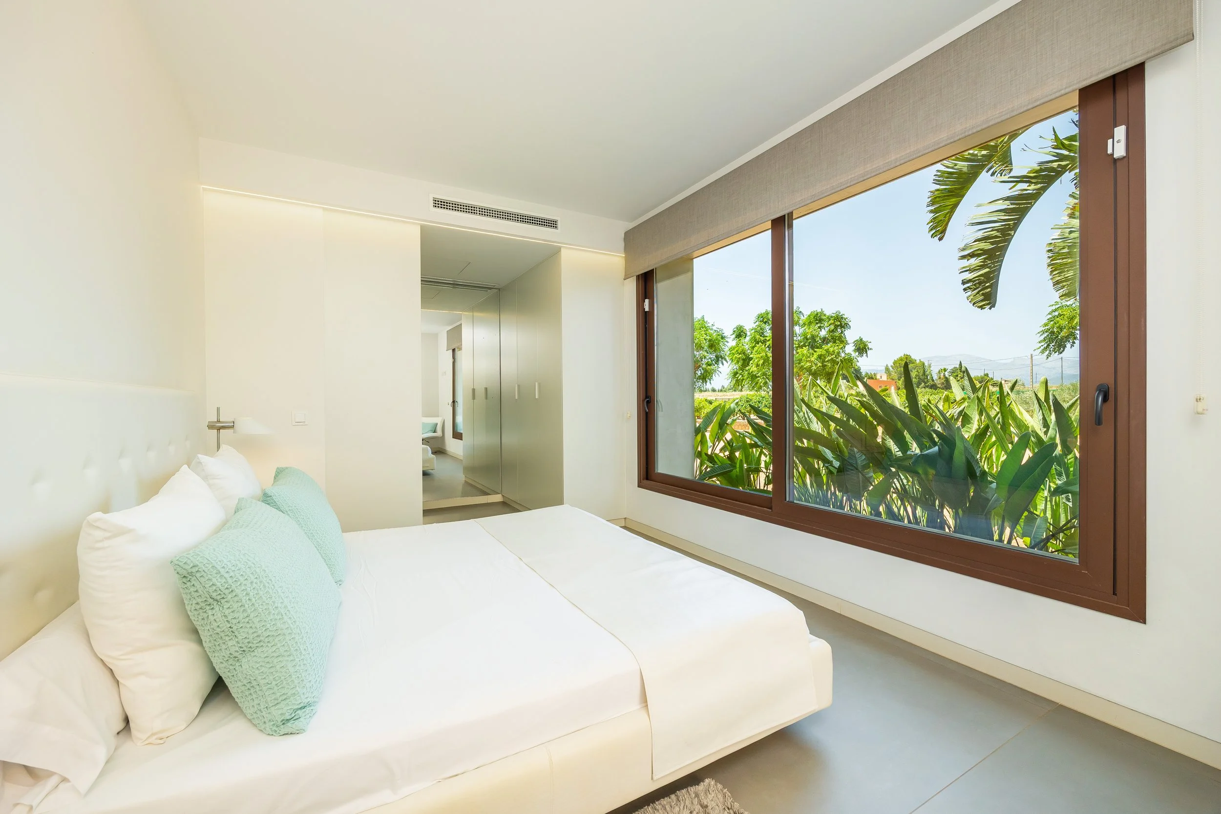 S’Hort de Can Rius Mallorca luxury interior with elegant design and natural light real estate photography