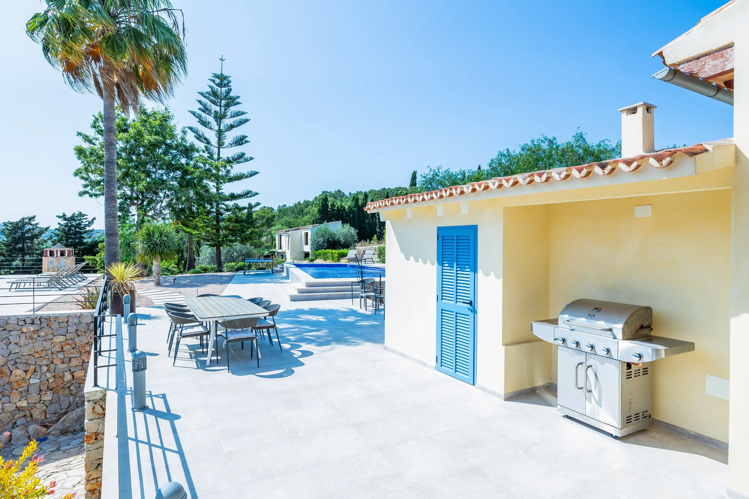Can Gomez Mallorca countryside house with swimming pool near Son Macià and sea views towards Calas de Mallorca real estate photography