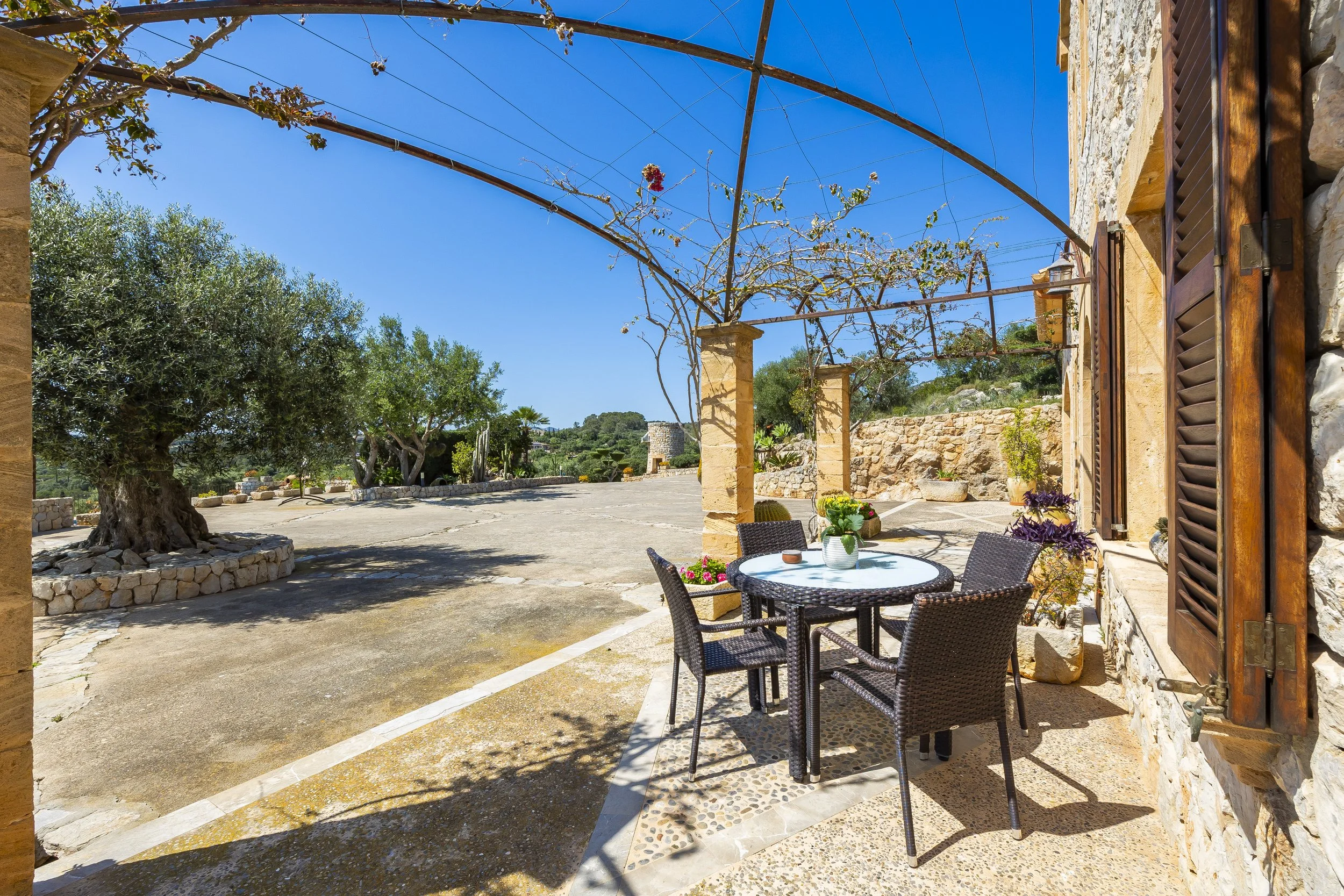 Son Galta Mallorca property with swimming pool and panoramic views over Cala Millor real estate photography
