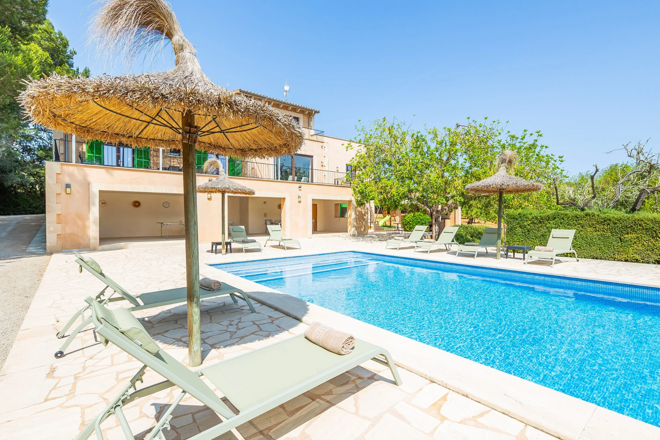 Rural house near Campos Mallorca with private pool, large plot and natural surroundings real estate photography