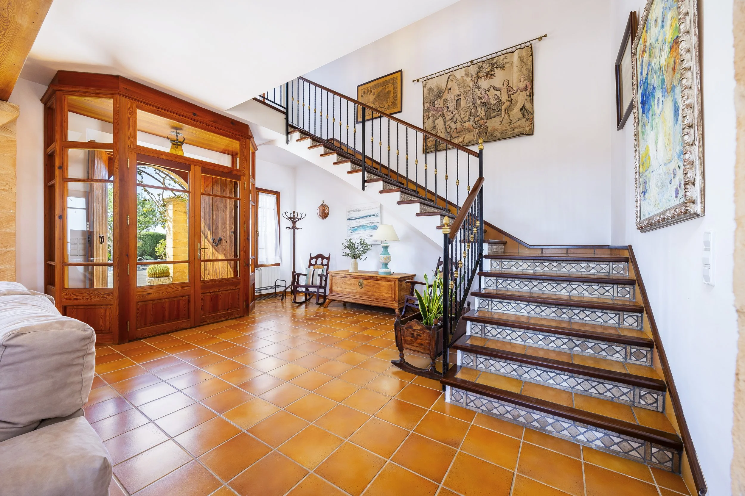 Son Galta Mallorca interior with natural light and sea views over Cala Millor real estate photography