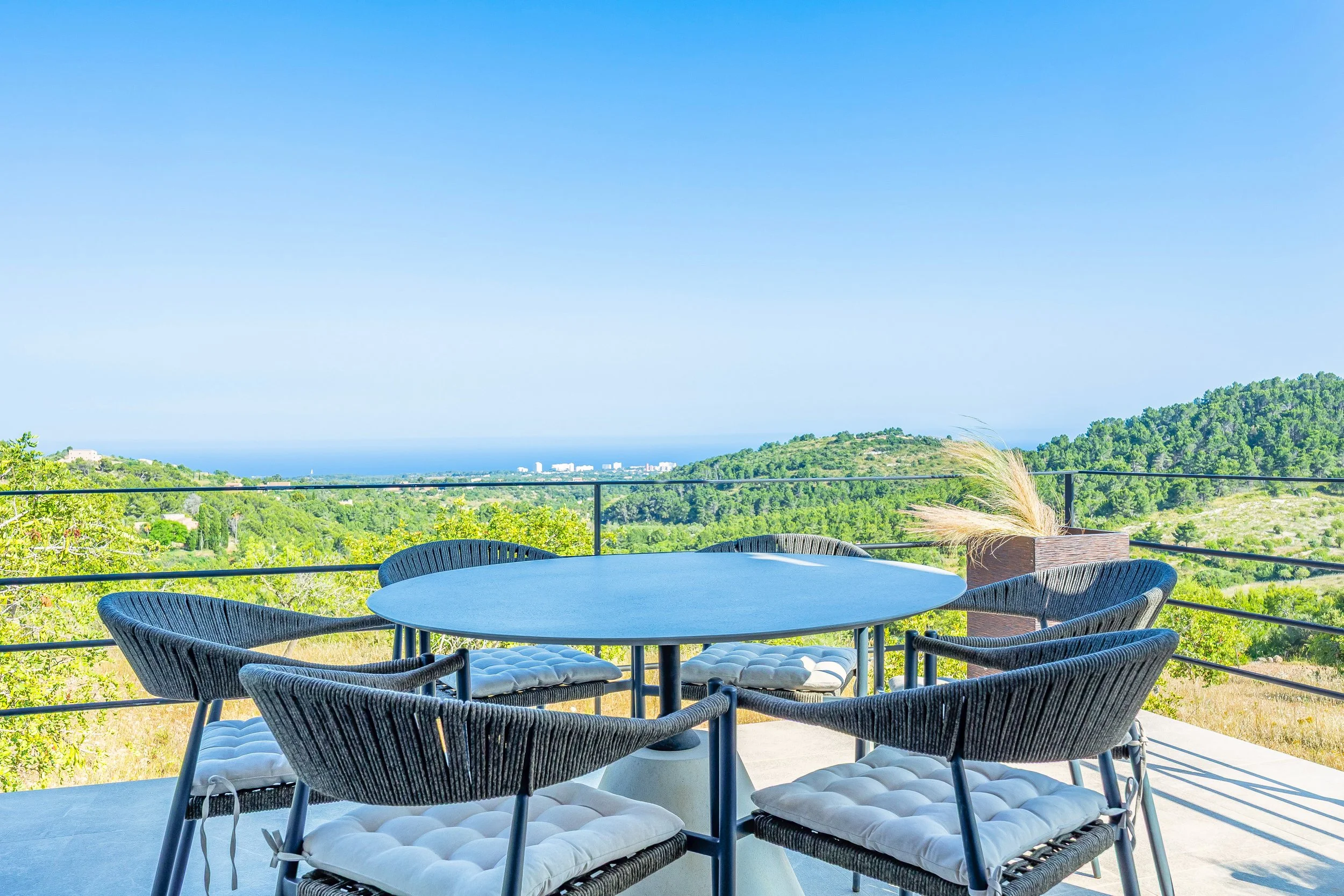 Can Gomez Mallorca countryside house with swimming pool near Son Macià and sea views towards Calas de Mallorca real estate photography