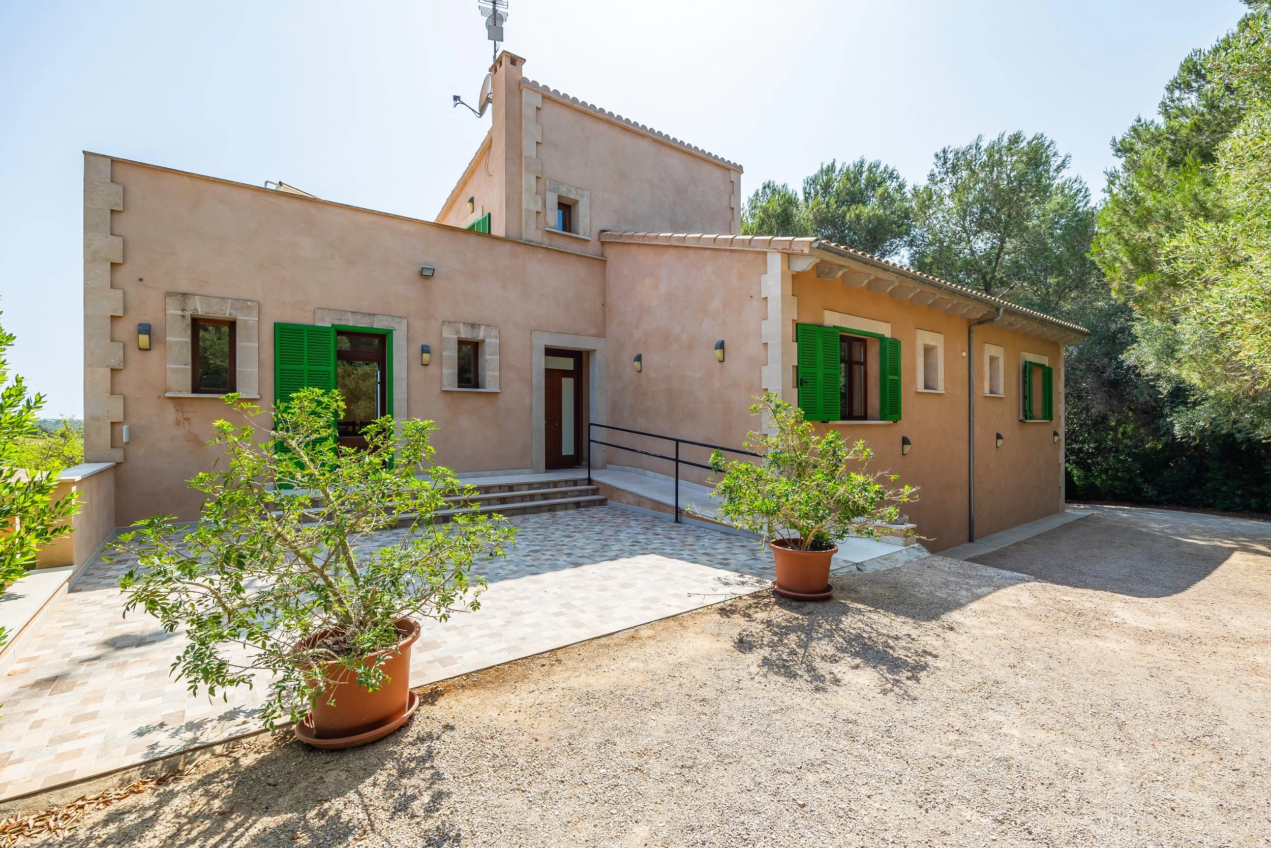 Rural house near Campos Mallorca with private pool, large plot and natural surroundings real estate photography