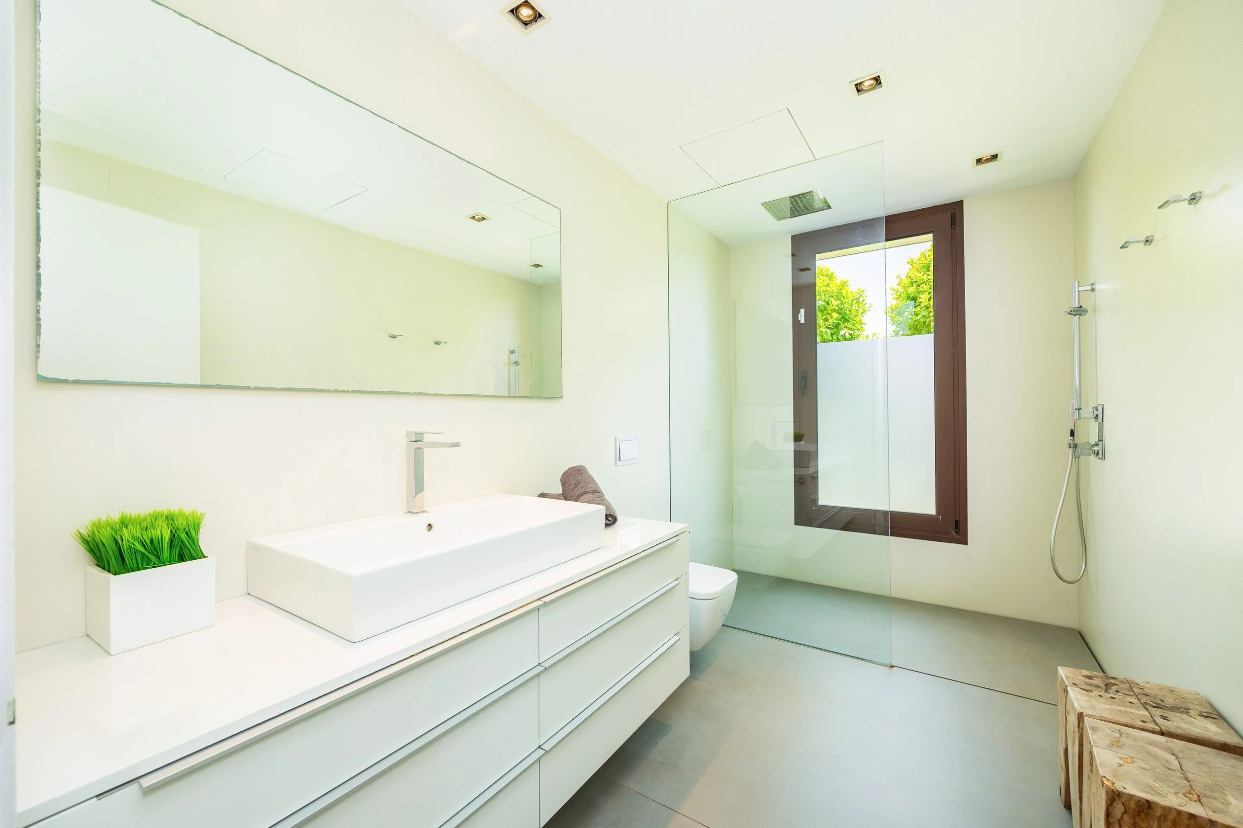 S’Hort de Can Rius Mallorca luxury interior with elegant design and natural light real estate photography