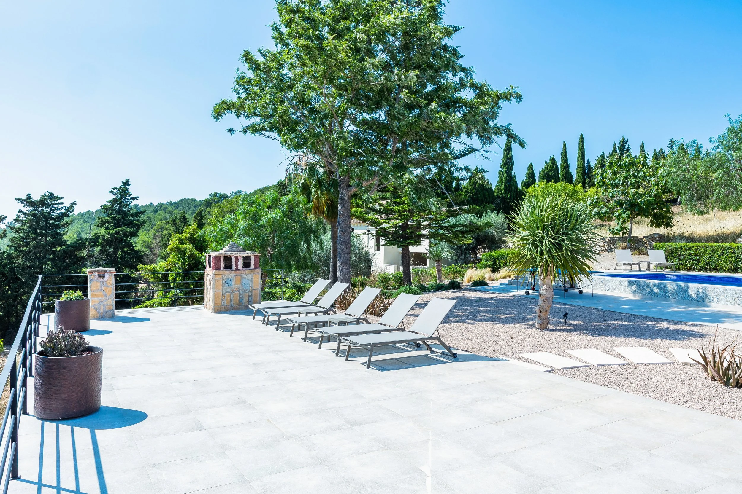 Can Gomez Mallorca countryside house with swimming pool near Son Macià and sea views towards Calas de Mallorca real estate photography