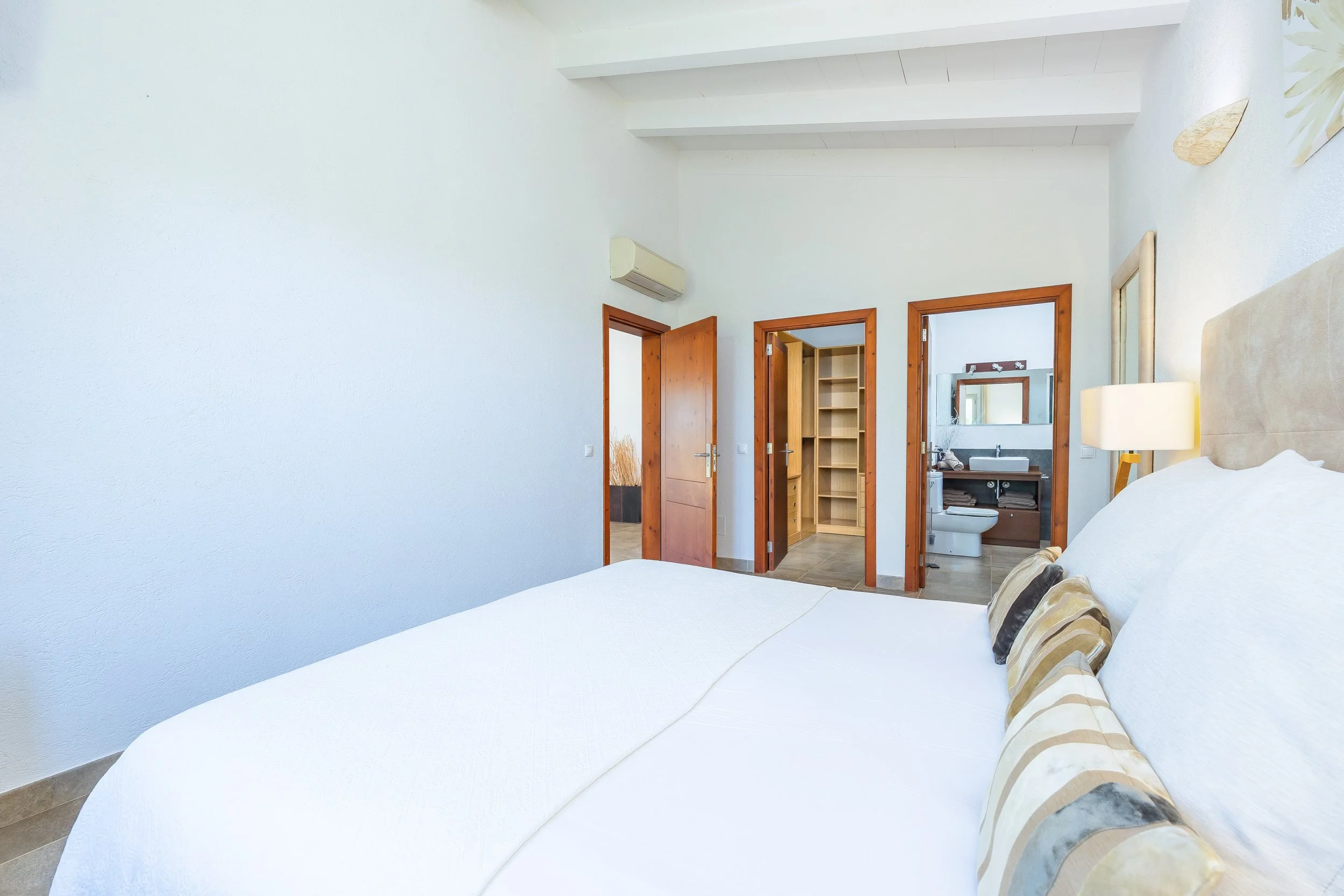 Sa Finca Mallorca family finca interior with spacious rooms and natural light real estate photography