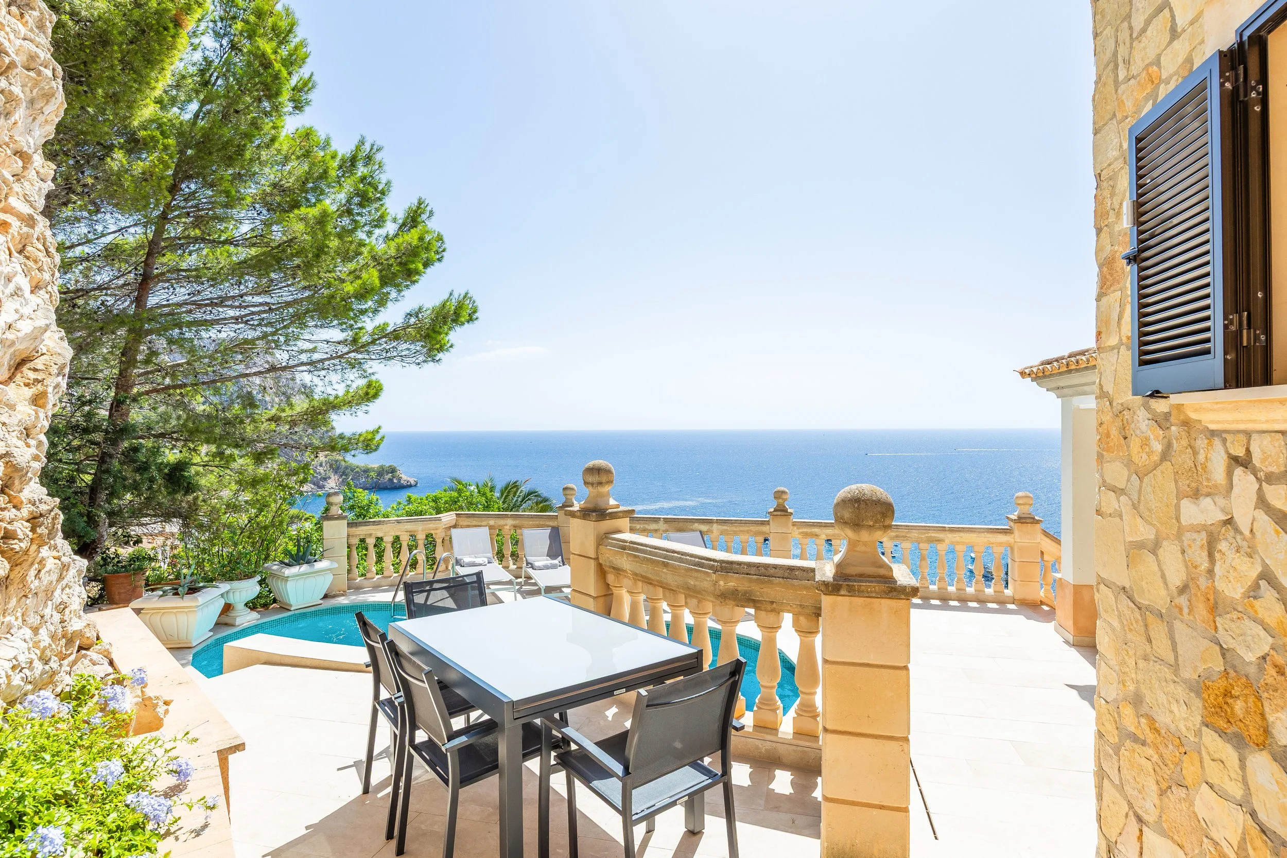 Luxury villa in Cala Llamp Mallorca with swimming pool and panoramic sea views real estate photography