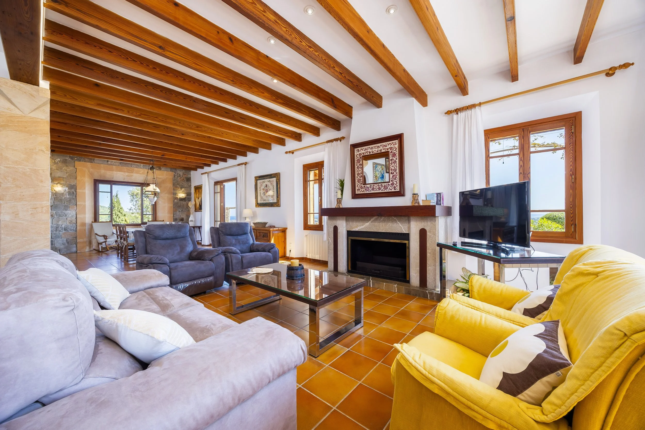 Son Galta Mallorca interior with natural light and sea views over Cala Millor real estate photography
