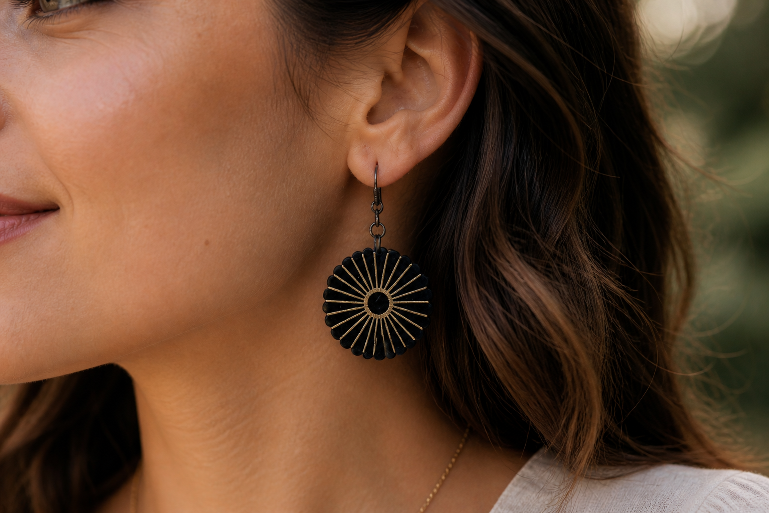 Hanging Earring - Daisy
