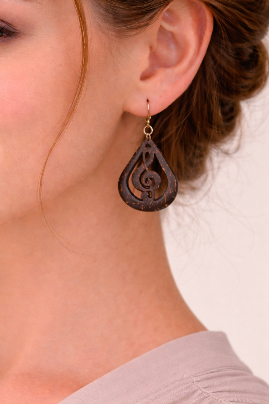 Hanging Earring - Treble Clef