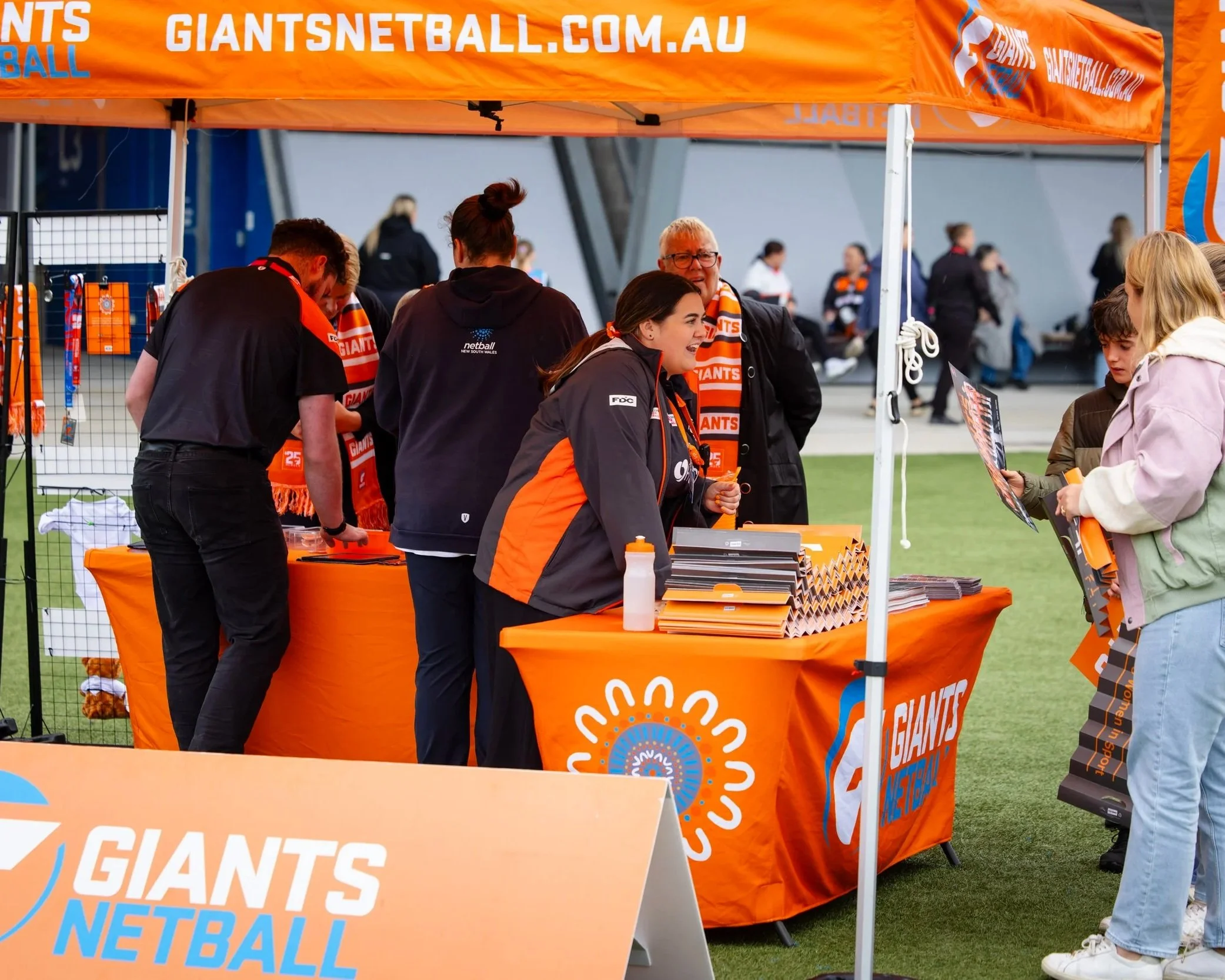 SSN+R6+GIANTS+v+Swifts_18-05-25_IMG_0408.jpg
