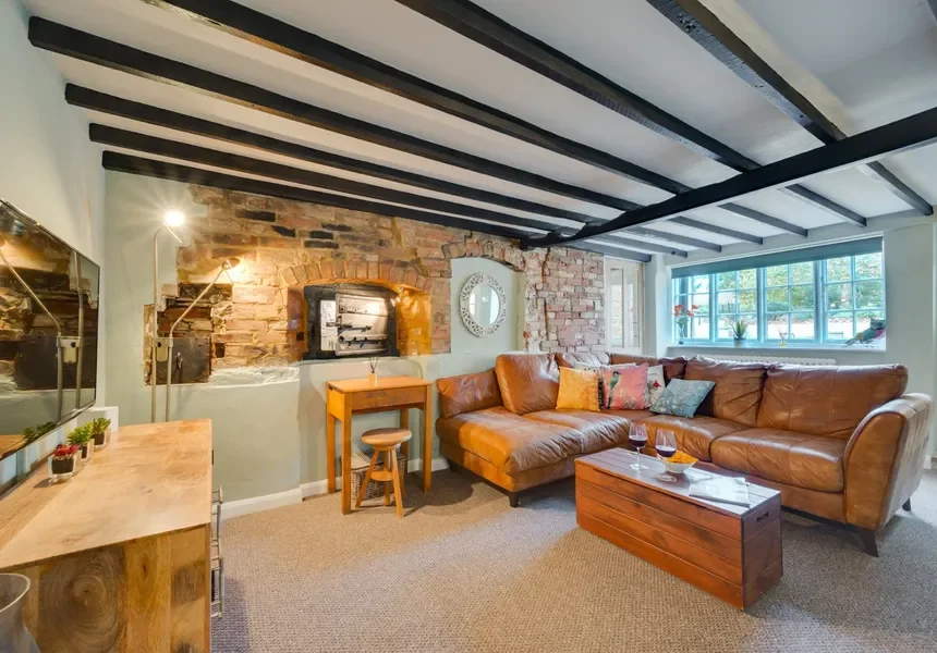 Country Cottage Lounge