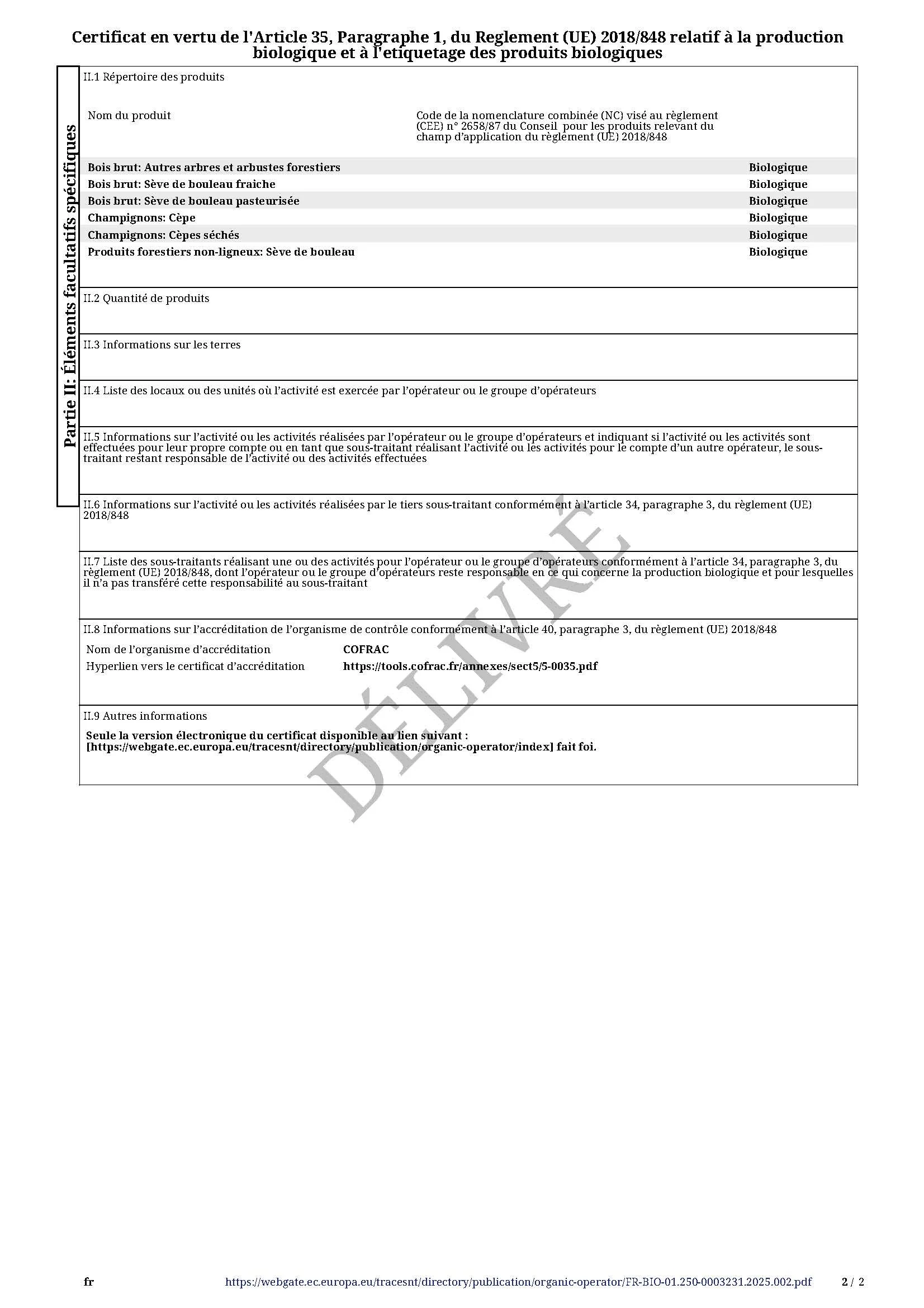 Certificat en français pour la production biologique, listant des produits forestiers et champignons, avec des informations d'accréditation et d'organisme de contrôle.