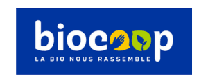 Logo de Biocoop avec le slogan 'La bio, nous rassemble' en arrière-plan bleu