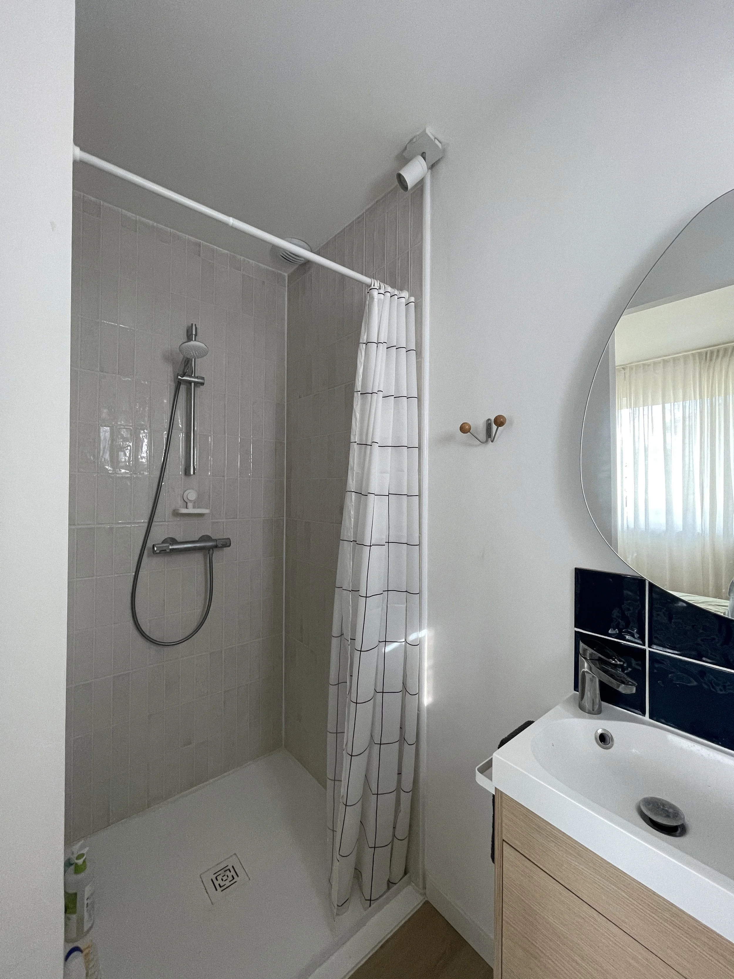 Salle d'eau chambre parentale après travaux