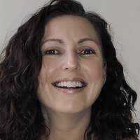 Melissa Van, Pilates coach and founder of Travilates