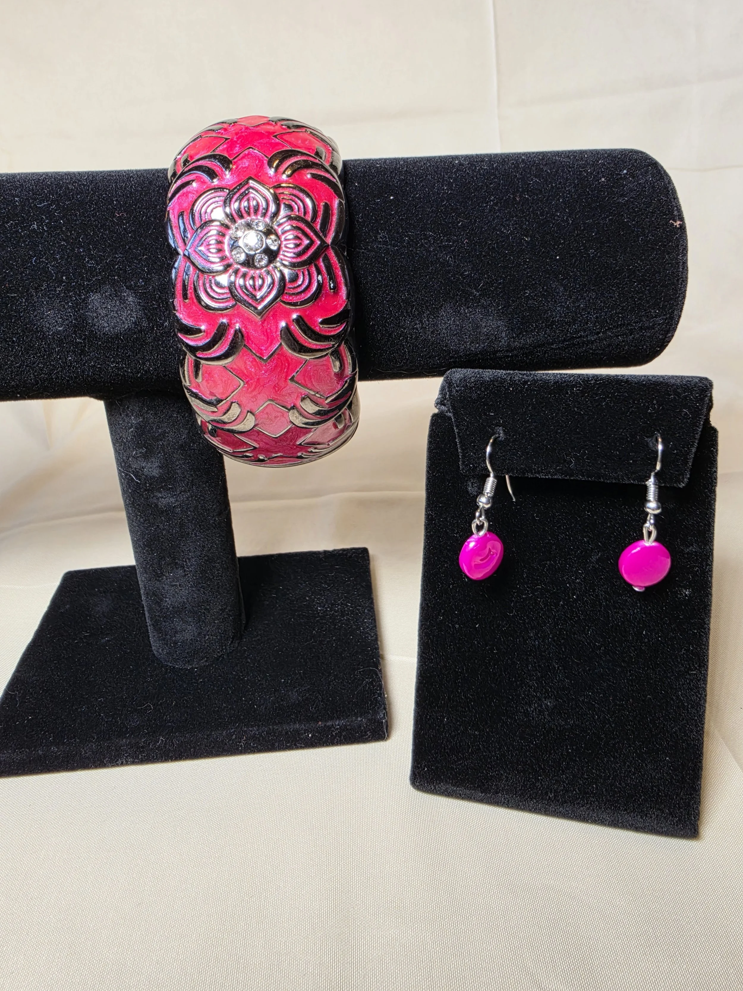 Bold Pink Statement Cuff Bracelet + Matching Earrings — Floral Enamel Set with Rhinestone Detail