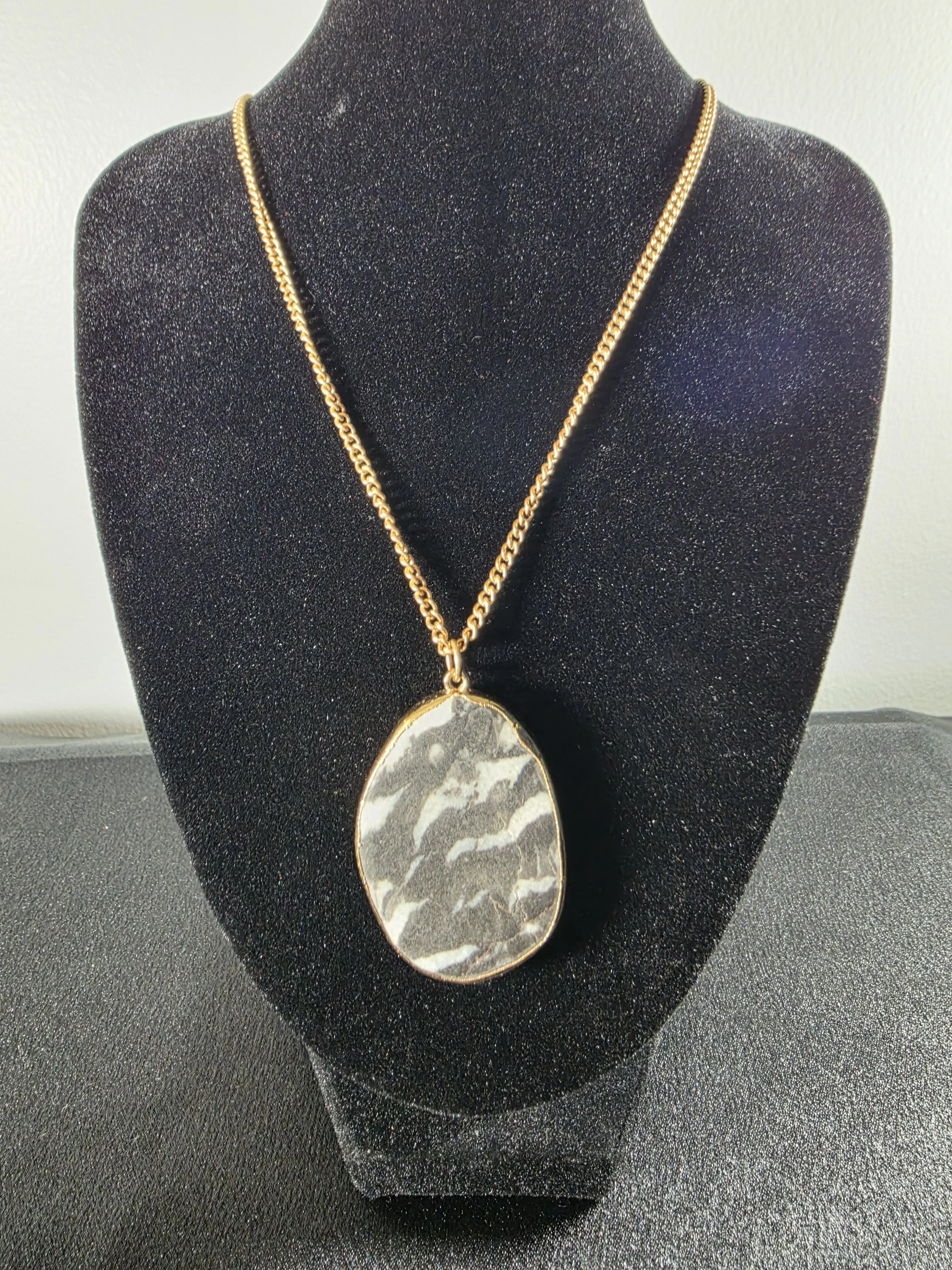 Black & White Stone Statement Pendant Necklace