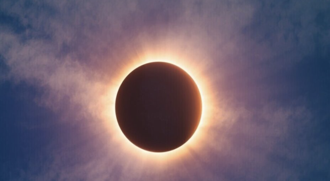 Éclipse totale... de service public !