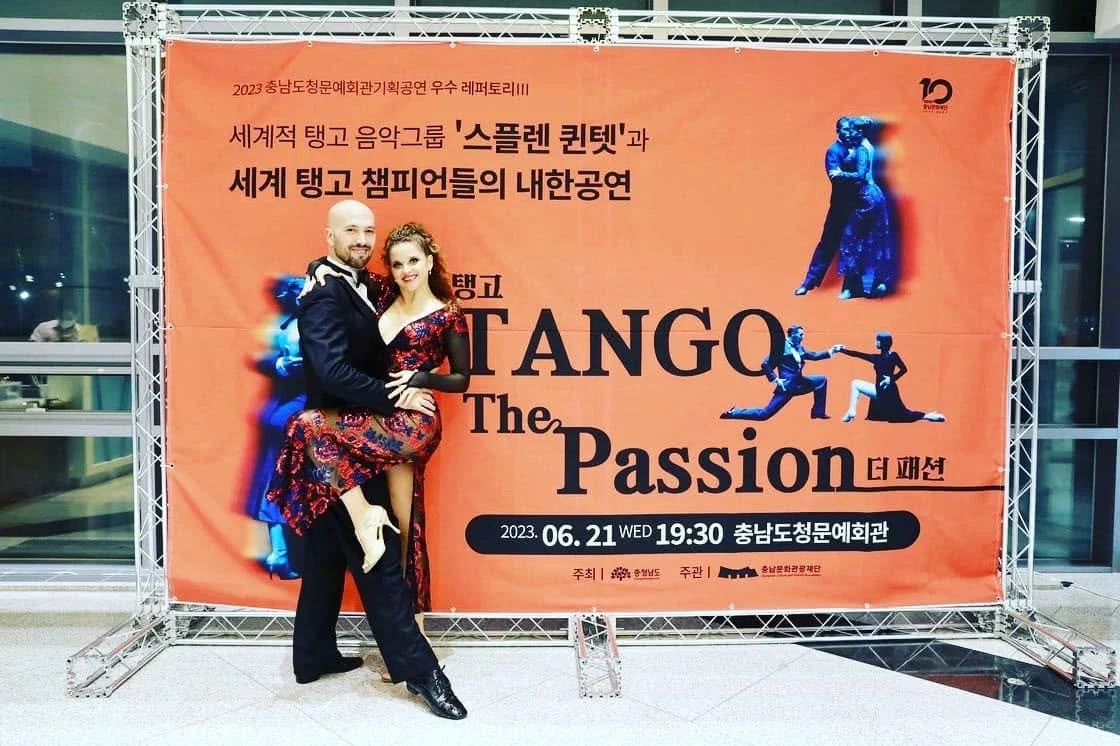 Santiago Giachello et Agostina Tarchini en Corée du Sud pour le spectacle de tango intitulé "Tango The Passion" en 2023 à 19h30 au centre culturel Chungnam Daejeon.