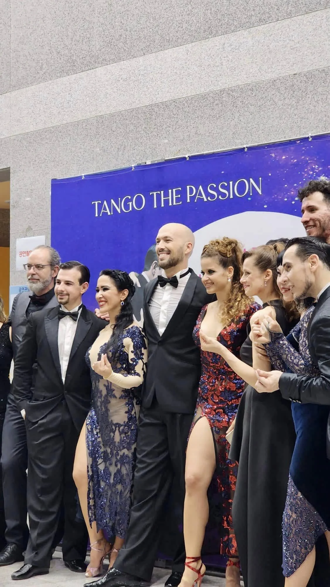 Corée du Sud Santiago Giachello : artiste, danseur, chorégraphe et professeur de tango argentin "Tango the Passion"