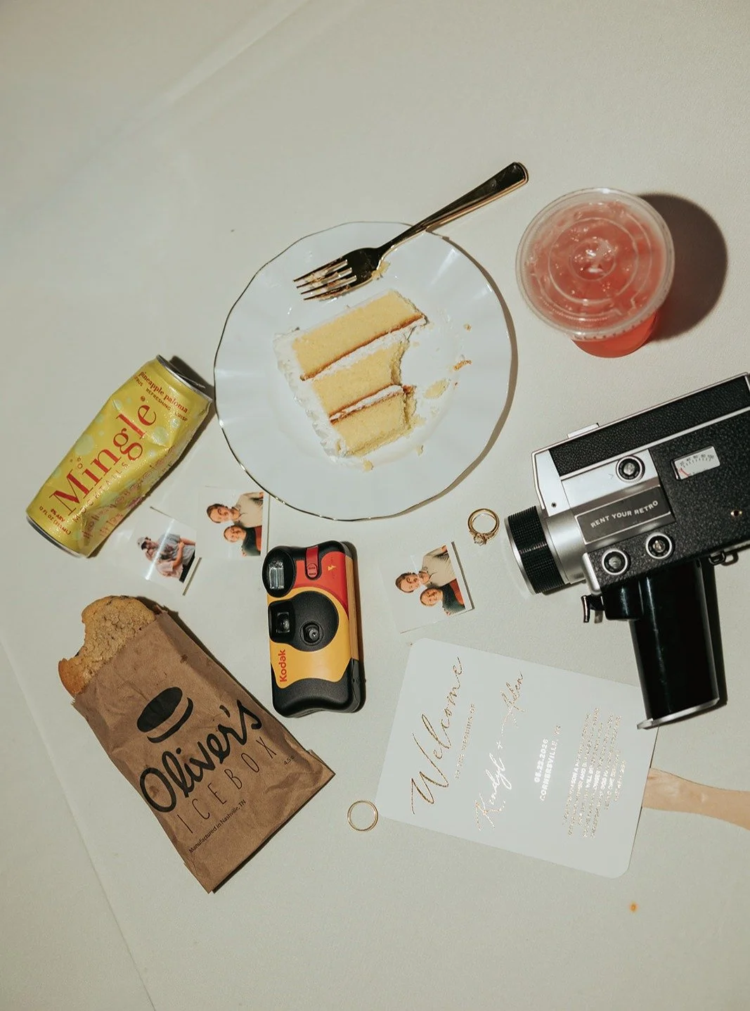 Lovingggg the late night flat lay trend!!! This one from Kendyl + Aden's wedding is so fun! 🎥

Photography: @linden.crtv 
Venue: @bullbourneranch 
Drinks: @thesteelponytn &amp; @minglemocktails 
Ice cream: @oliversicebox 
Camera: @rentyourretro