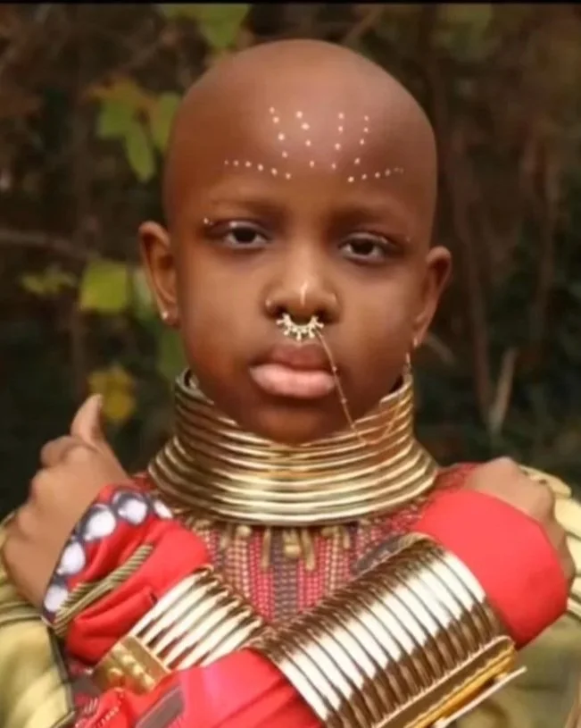 Shelby dressed as the Dora Milaje 