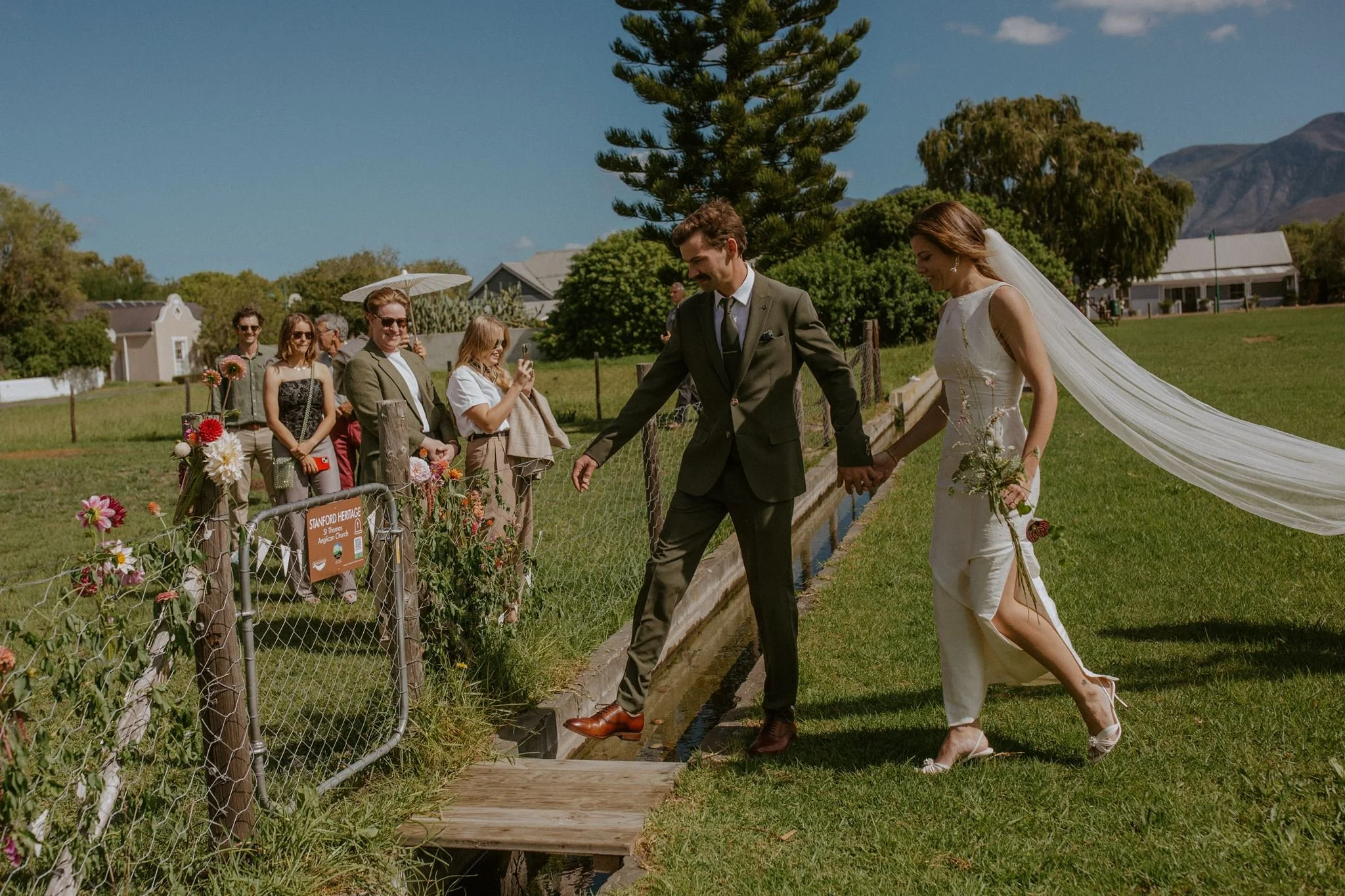 Amber and Michael Stanford Home Wedding_Marli Koen_203.jpg