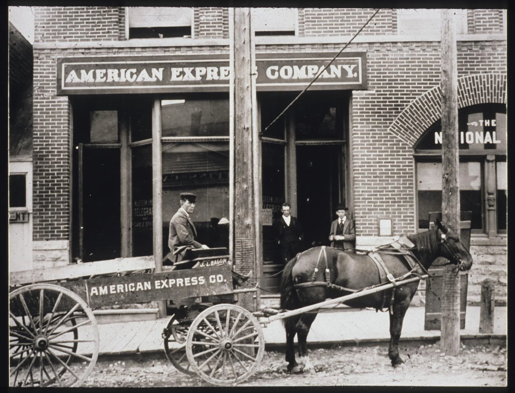 The Spark – Open Roads and the Birth of the Motor Truck (1898–1910)