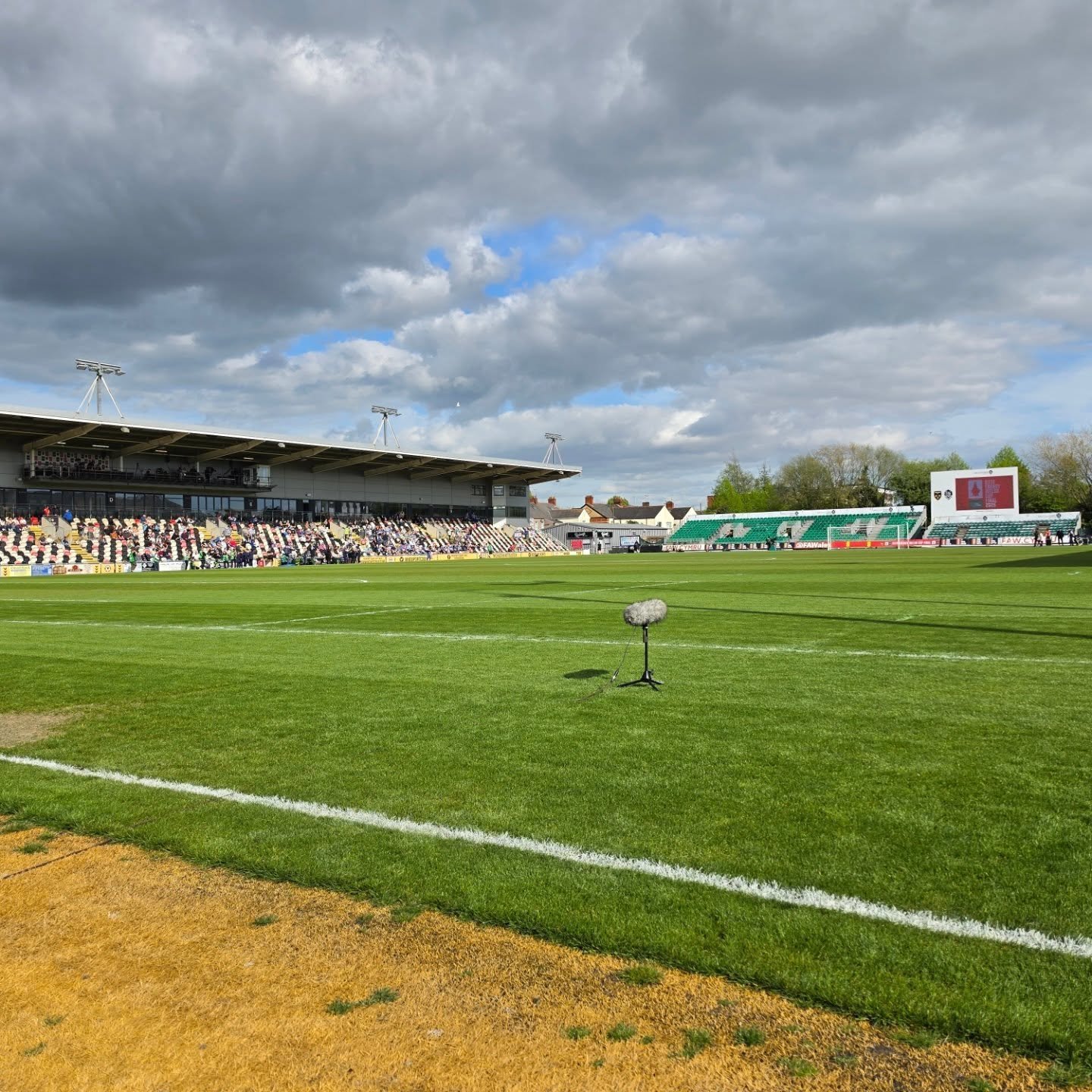 My office for the day. @cardiffcityfcw v @swanswomen