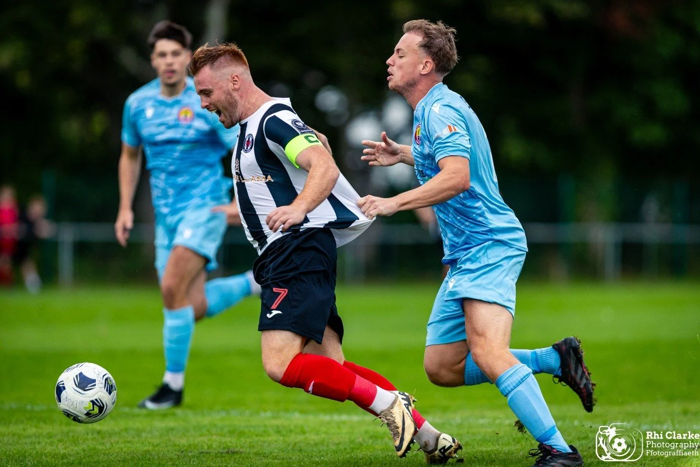 Perhaps the quickest straight red in the Cymru leagues. Unfortunately the Dracs couldn't capitalise but the dynamics definitely changed the game