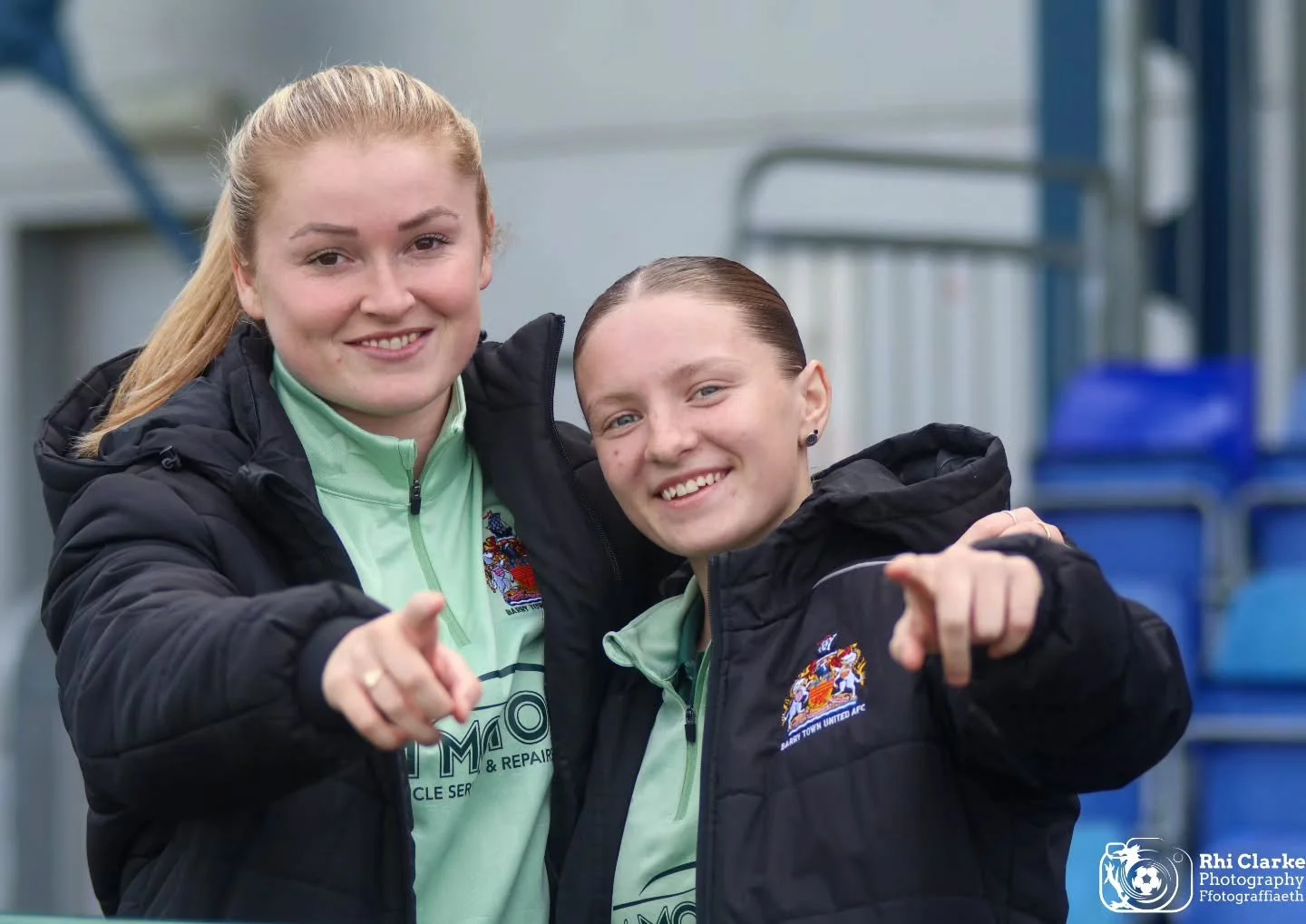 Pre game ritual is back ✔️ 
Getting ready for @barrytownwomenfc vs Cardiff Met