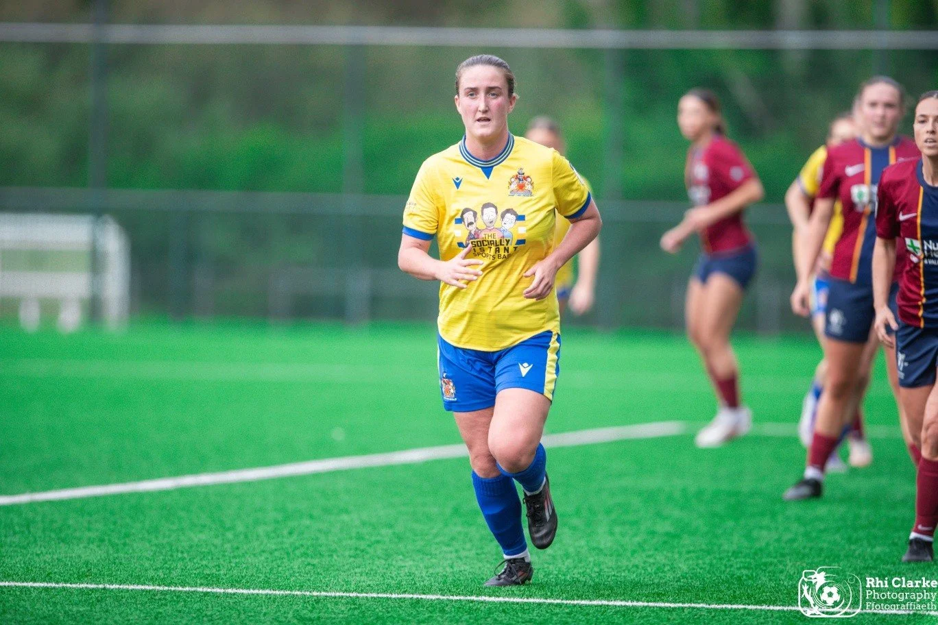 @barrytownwomenfc secind goal came from @11amylong. As always Amy had a great game, impactful, physical and disciplined. Barry Town Women drew with Cardiff Met in the @adranleagues