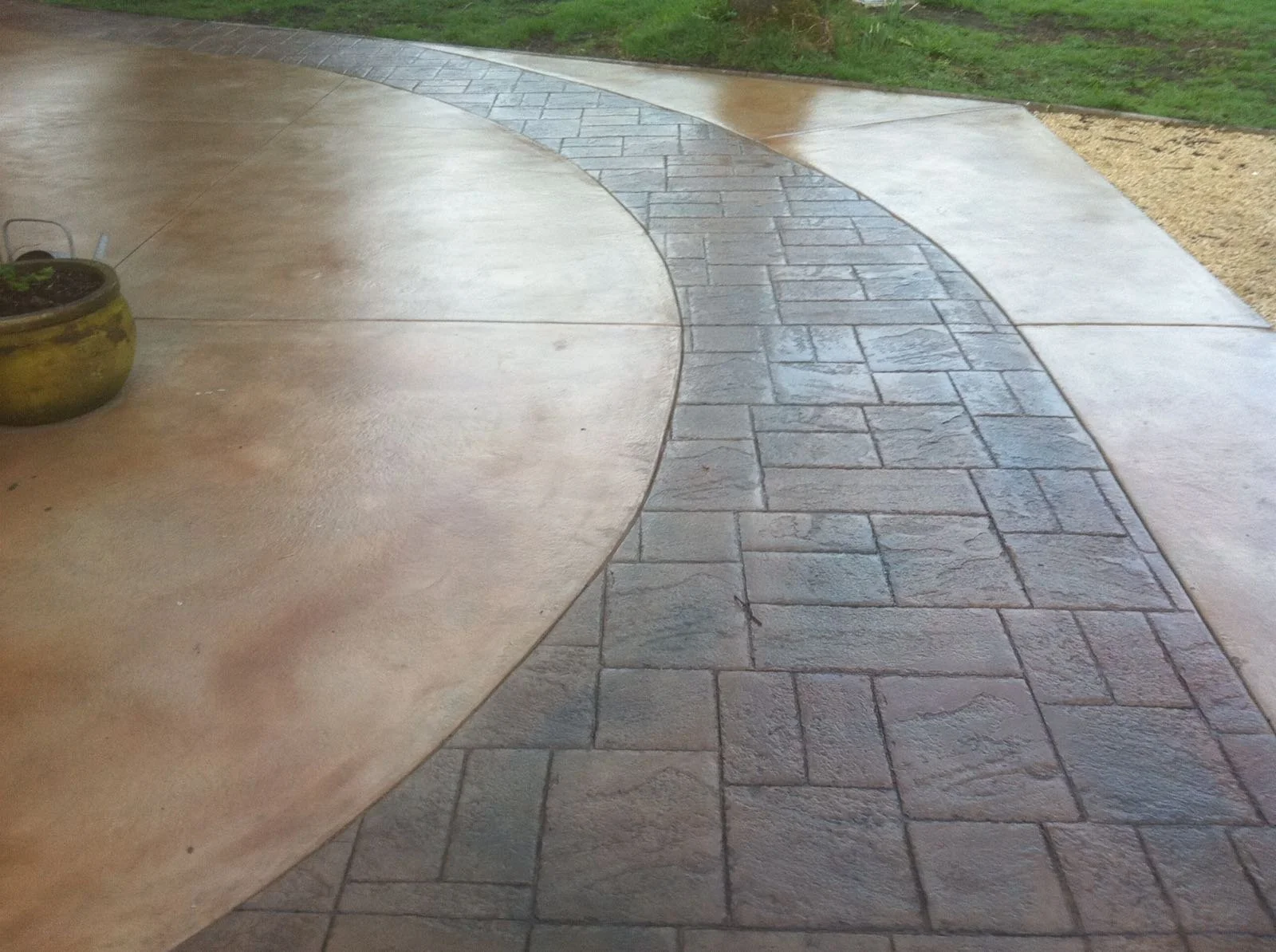 MAT- Random Ashlar Stone. CSH- Deep Tan. RA- Mahogany. A 1 of 2..jpg